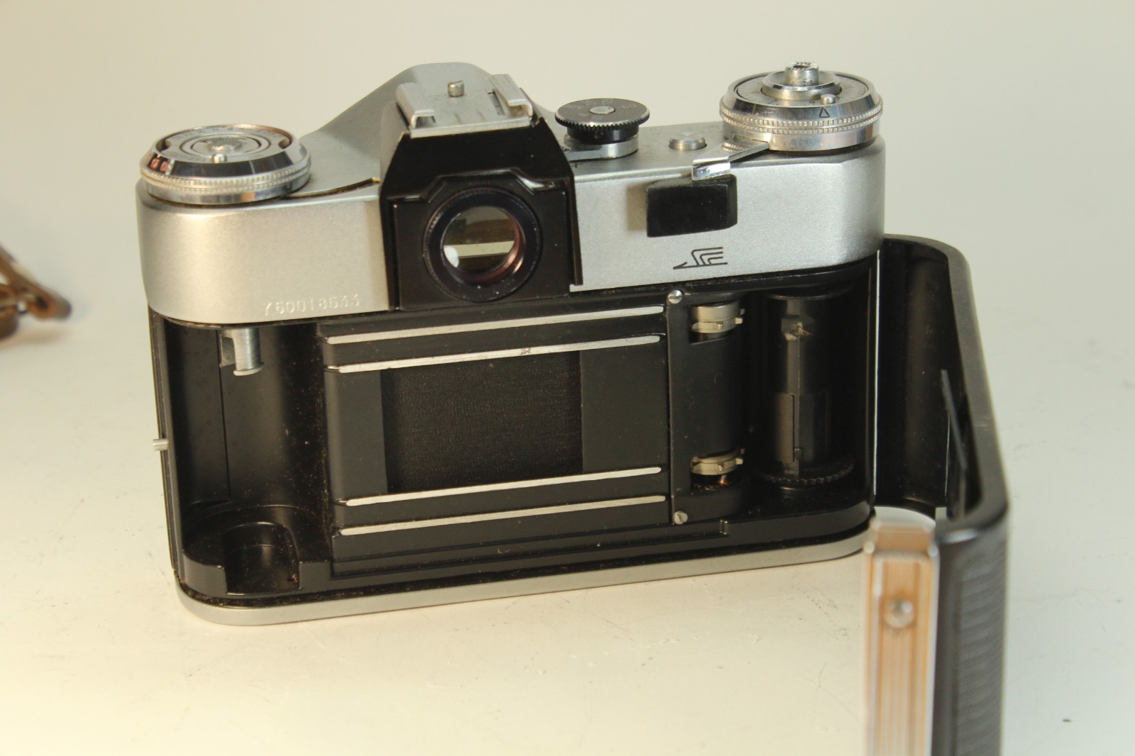 Zenit E Soviet Camera Slr Lens Helios 44 m M42, Films 35 mm Olympiada-80 USSR.
