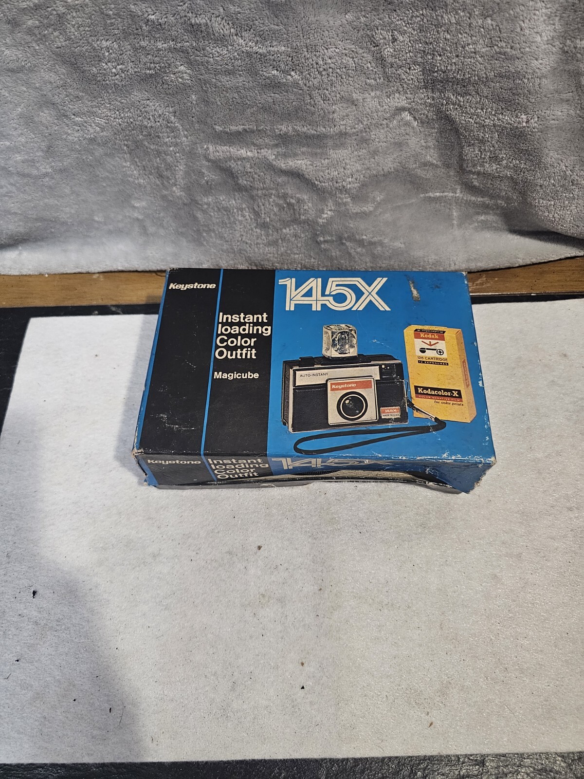 Camera Vintage Keystone Auto-Instant 145X Fixed-Focus from 1970’s With Box