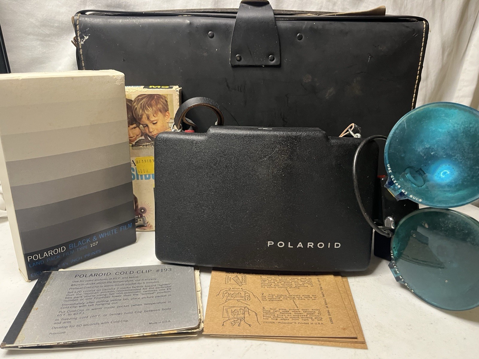 Vintage Polaroid Automatic 100 Land Camera Kit Case Flash Sealed Film 1972