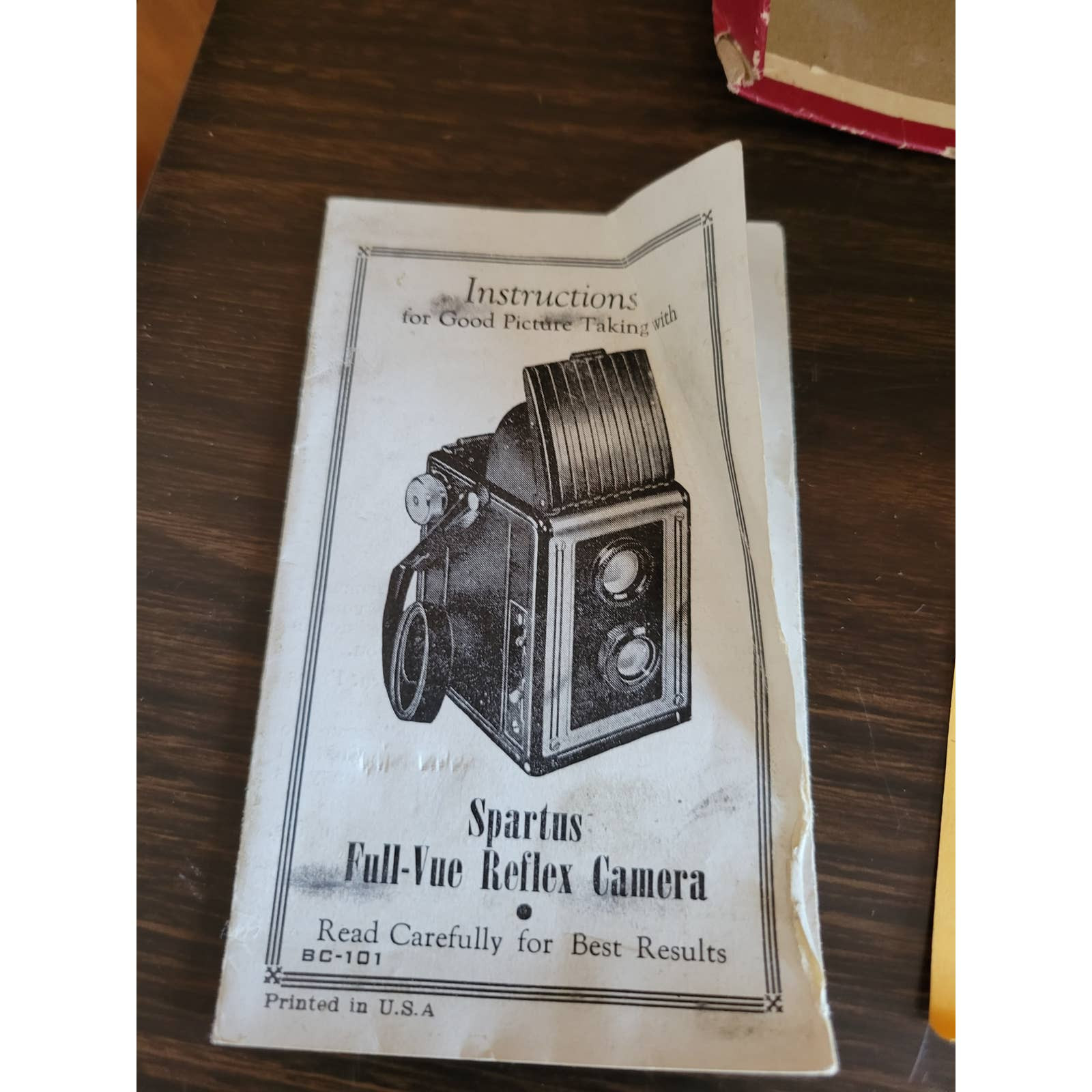 Vintage Spartus Full-Vue Camera BC-101 w/Manual – untested