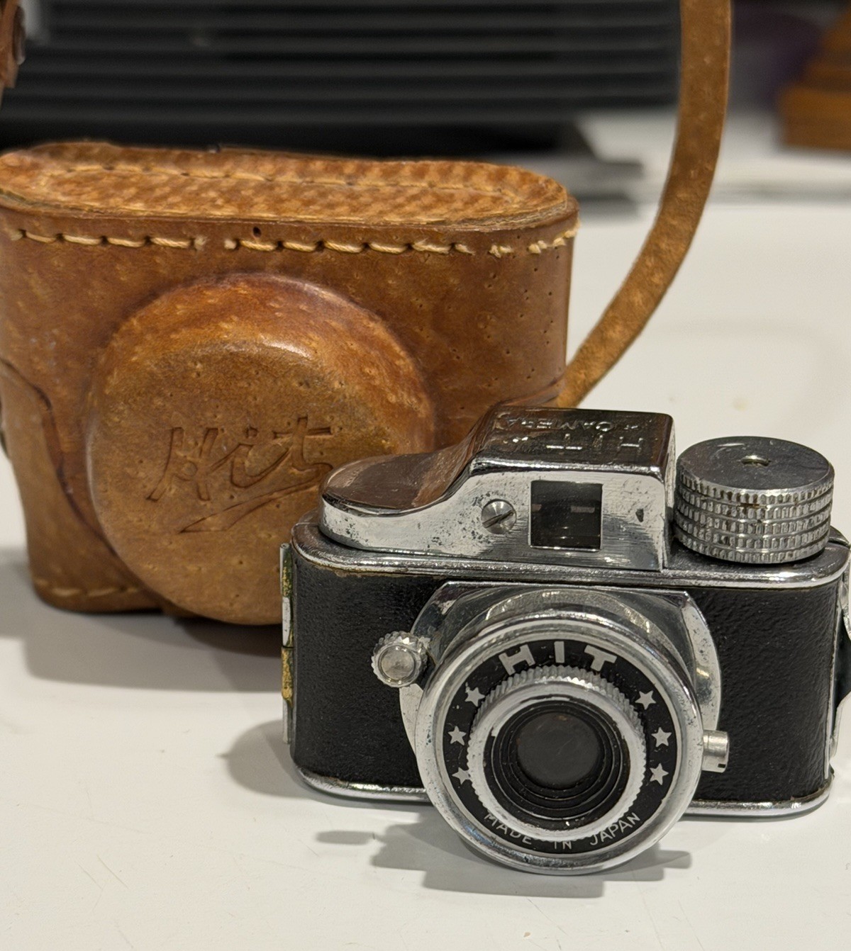 VINTAGE 1950’S HIT MINIATURE SPY FILM MINI CAMERA MADE IN JAPAN W/ Case