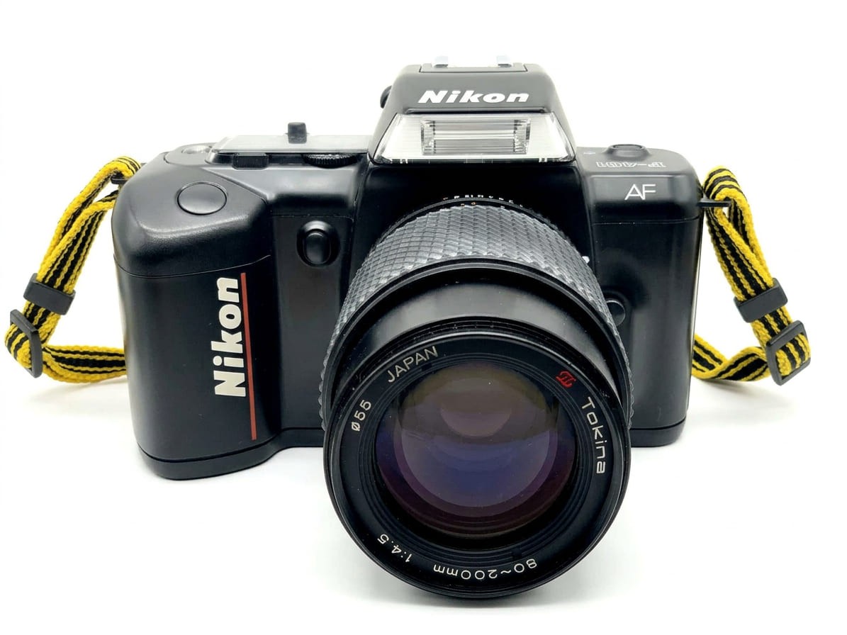 Nikon F-401 35mm AF Autofocus Analog SLR Camera Kit w/ Tokina 80-200mm