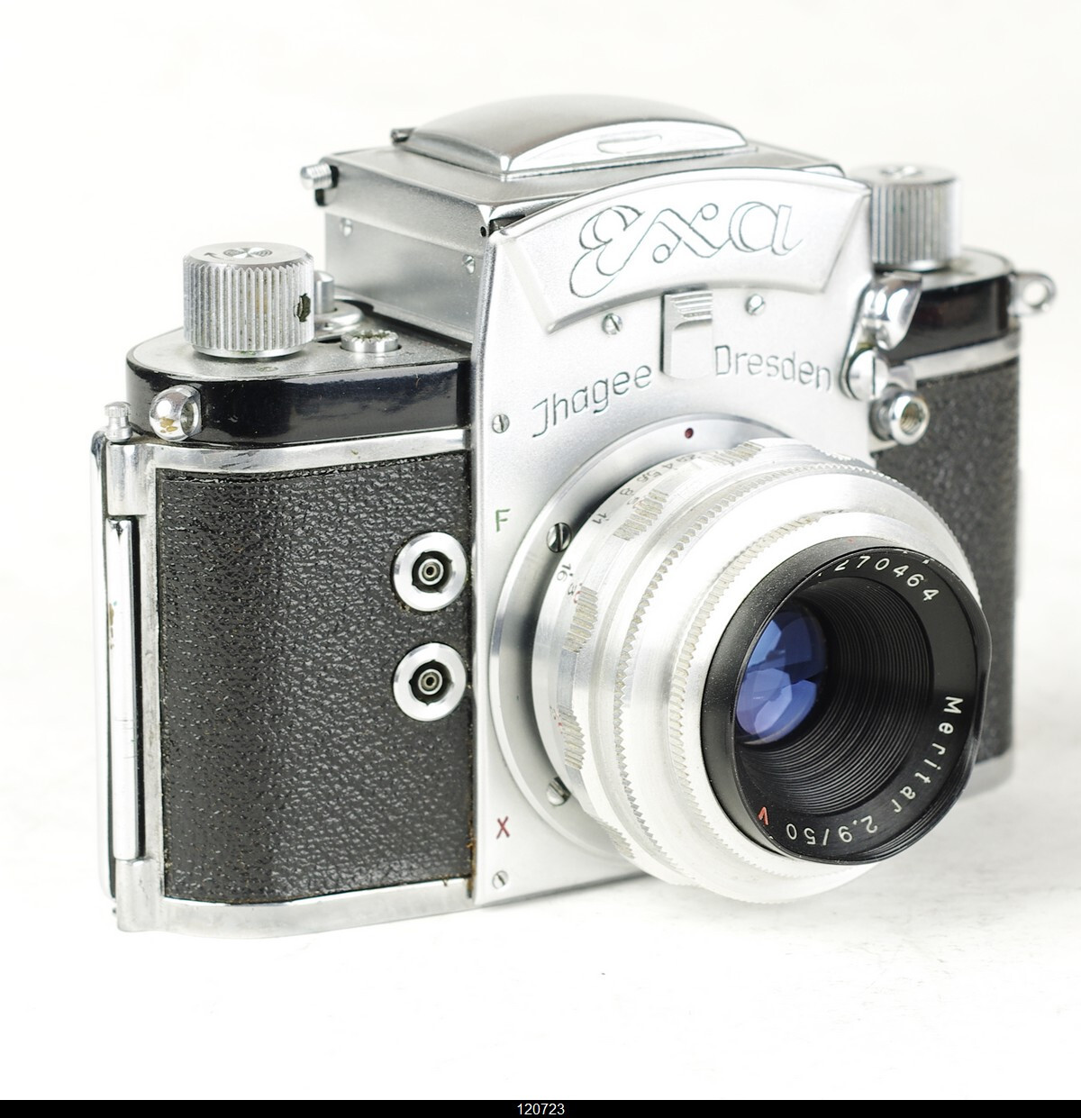 *Camera Jhagee EXA No.492900 With Lens Meritar 2,9/50mm Red V