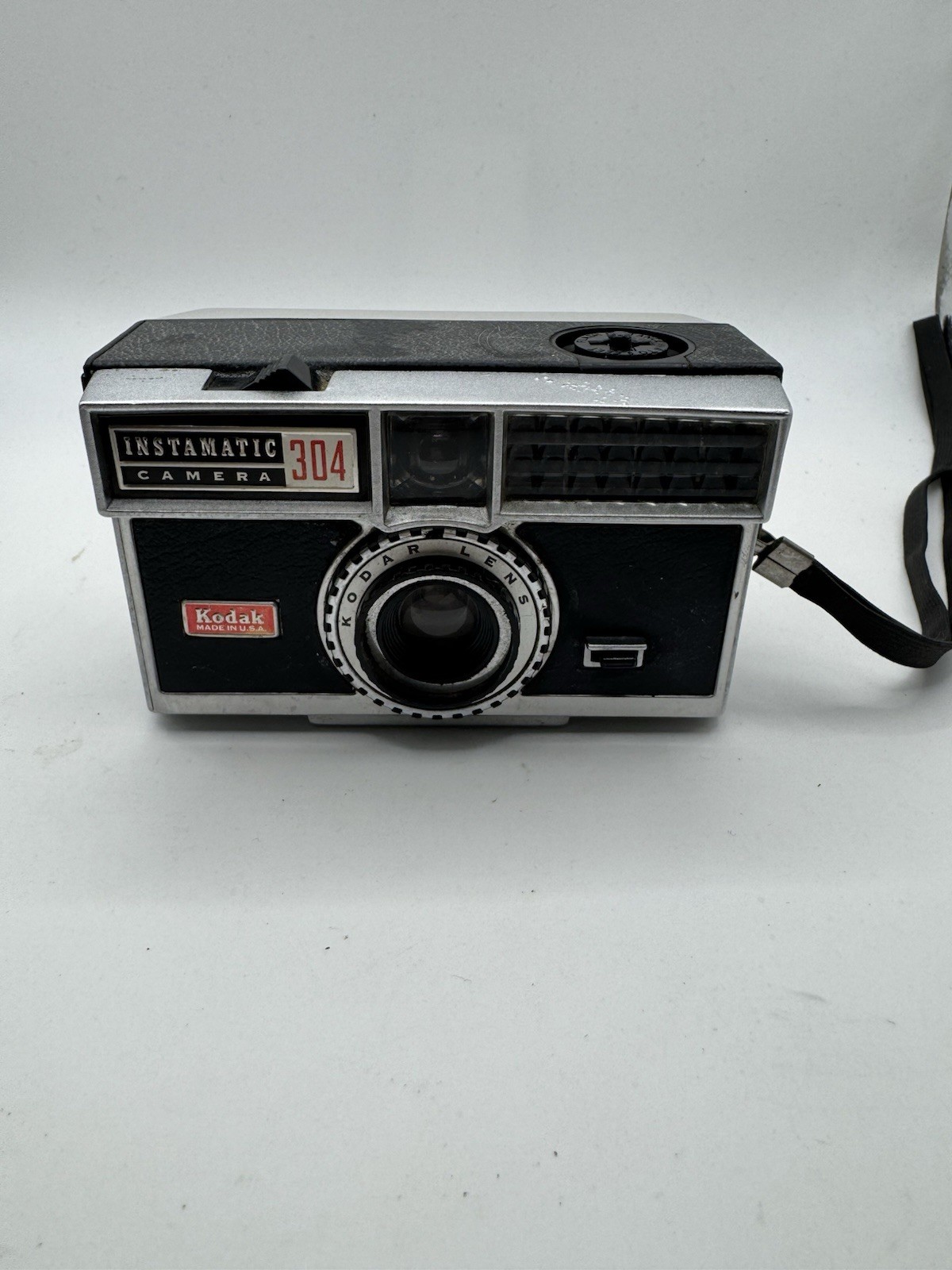 Vintage Kodak Instamatic 304 Camera Kodar Lens Flash Untested Retro Film Camera