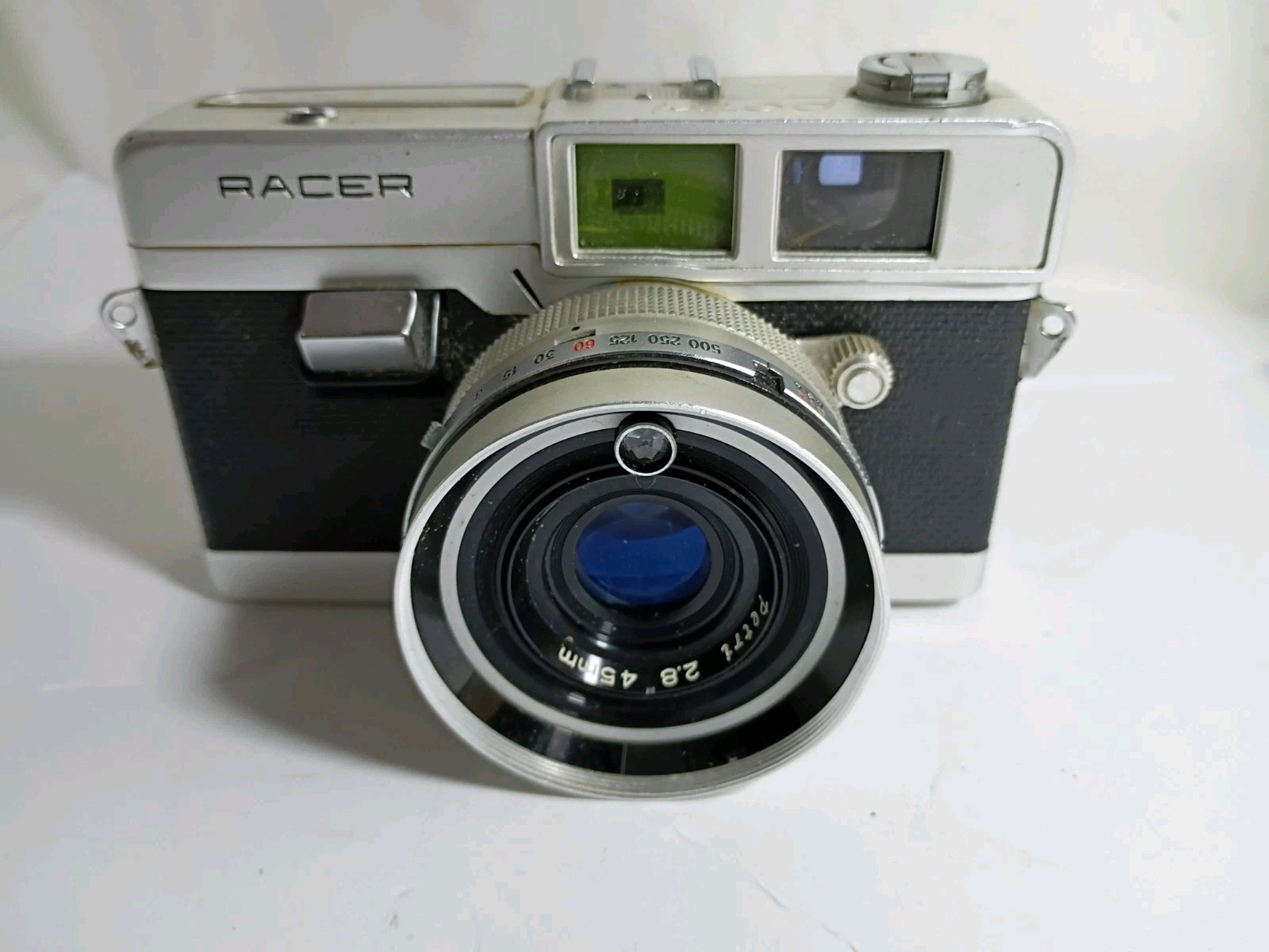 Vintage Petri Racer 35mm Rangefinder Camera 45mm f/2.8 Lens – Read Description