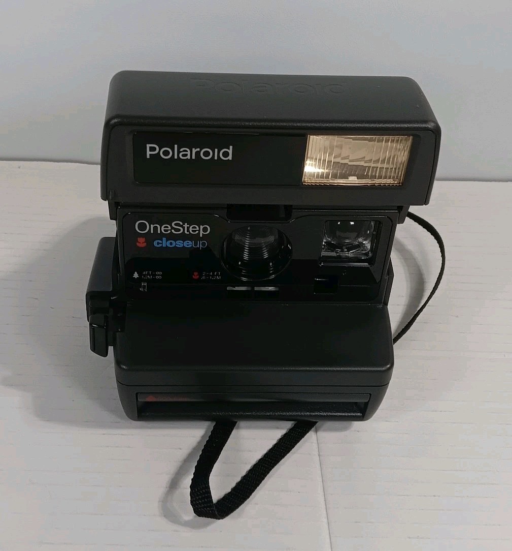 Vintage Polaroid Camera One Step Close Up Flash Uses 600 Film Untested AS IS