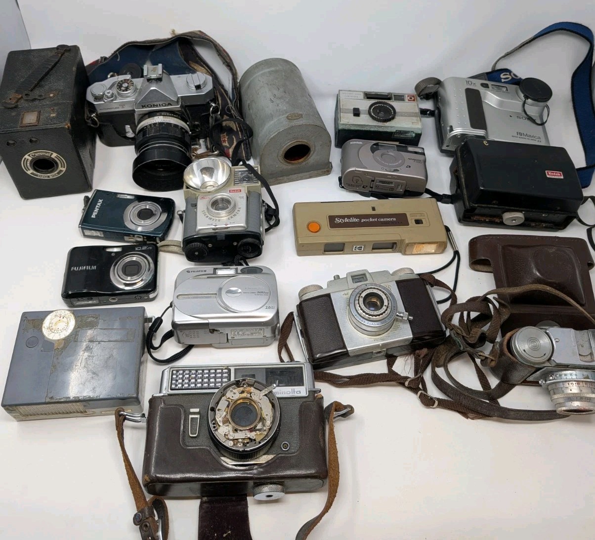 Huge Lot Antique & Vintage Cameras & Accesories Untested. Sold As Is. See Photos