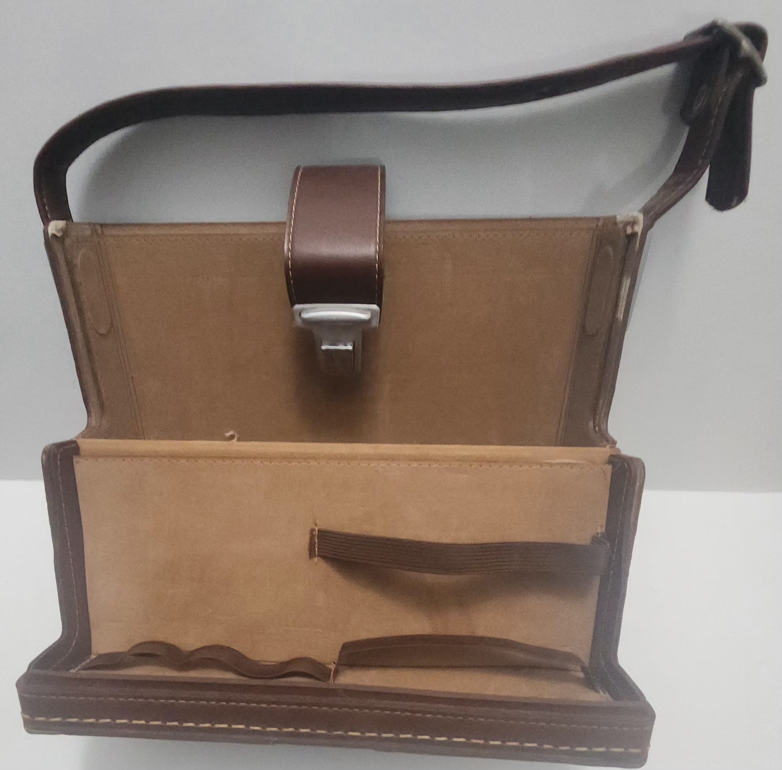 VTG Polaroid Sonar OneStep SX-70 Camera Case Brown Leather w/ Manuals Flash Bar