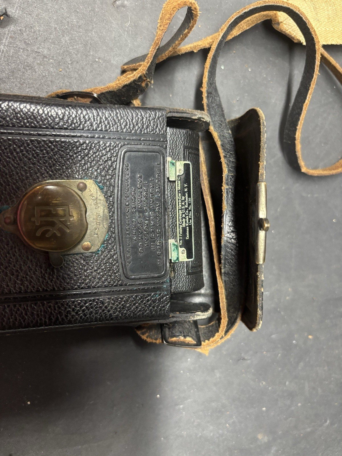 Antique Kodak No 2 Model B Folding Cartridge Hawk-Eye Camera Vintage 1920s – 30s