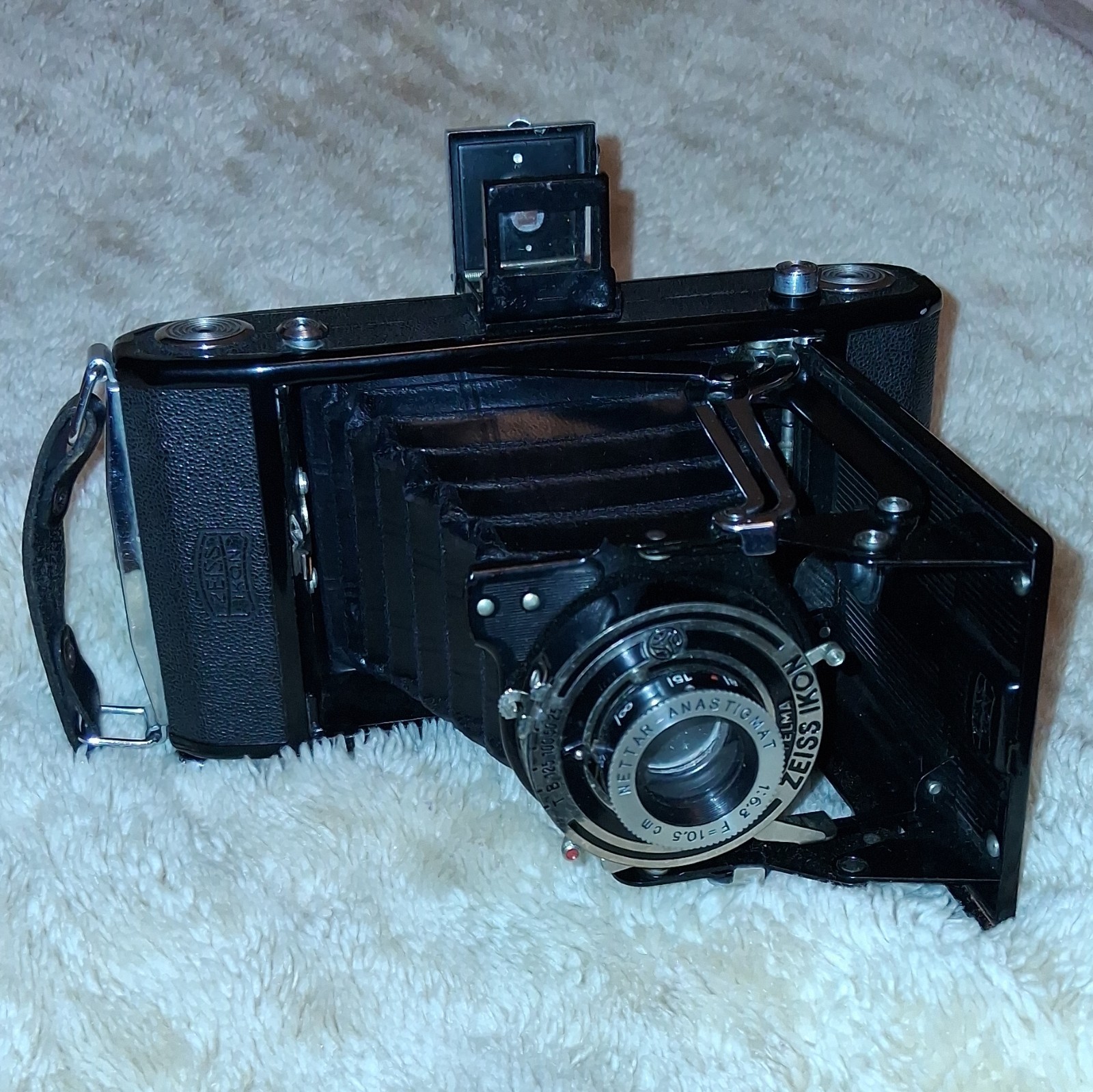 Zeiss Ikon Nettar 515/2 6×9 Folding Camera Nettar 105mm Lens & Case