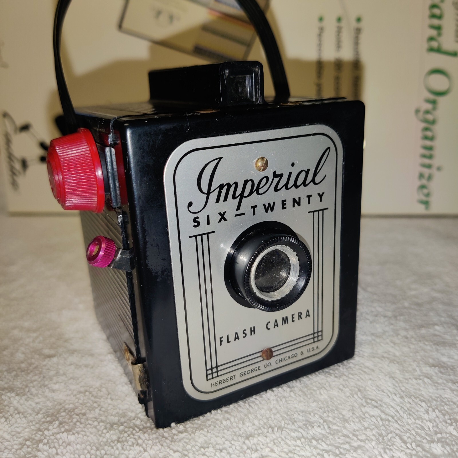 Vintage BRAUN IMPERIAL SIX-TWENTY BOX PRESS FLASH Camera * USA * 620 Film