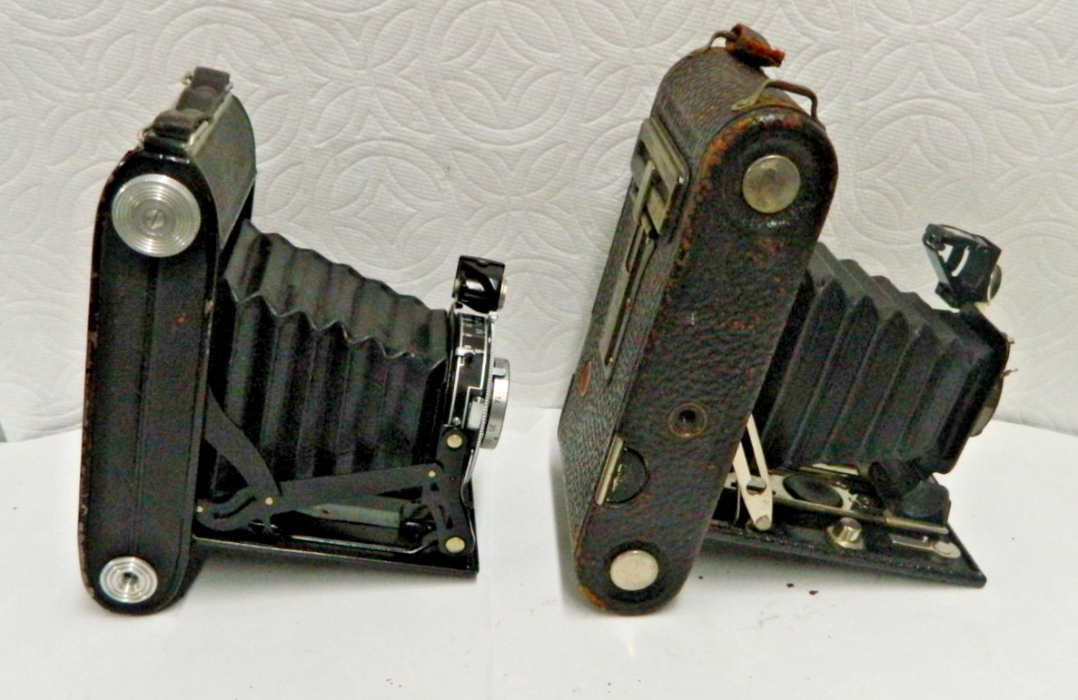 LOT 2 VINTAGE FOLDING CAMERAS KODAK NO. 1 JR & STEINHEIL CASSAR LENS VARIO LENS