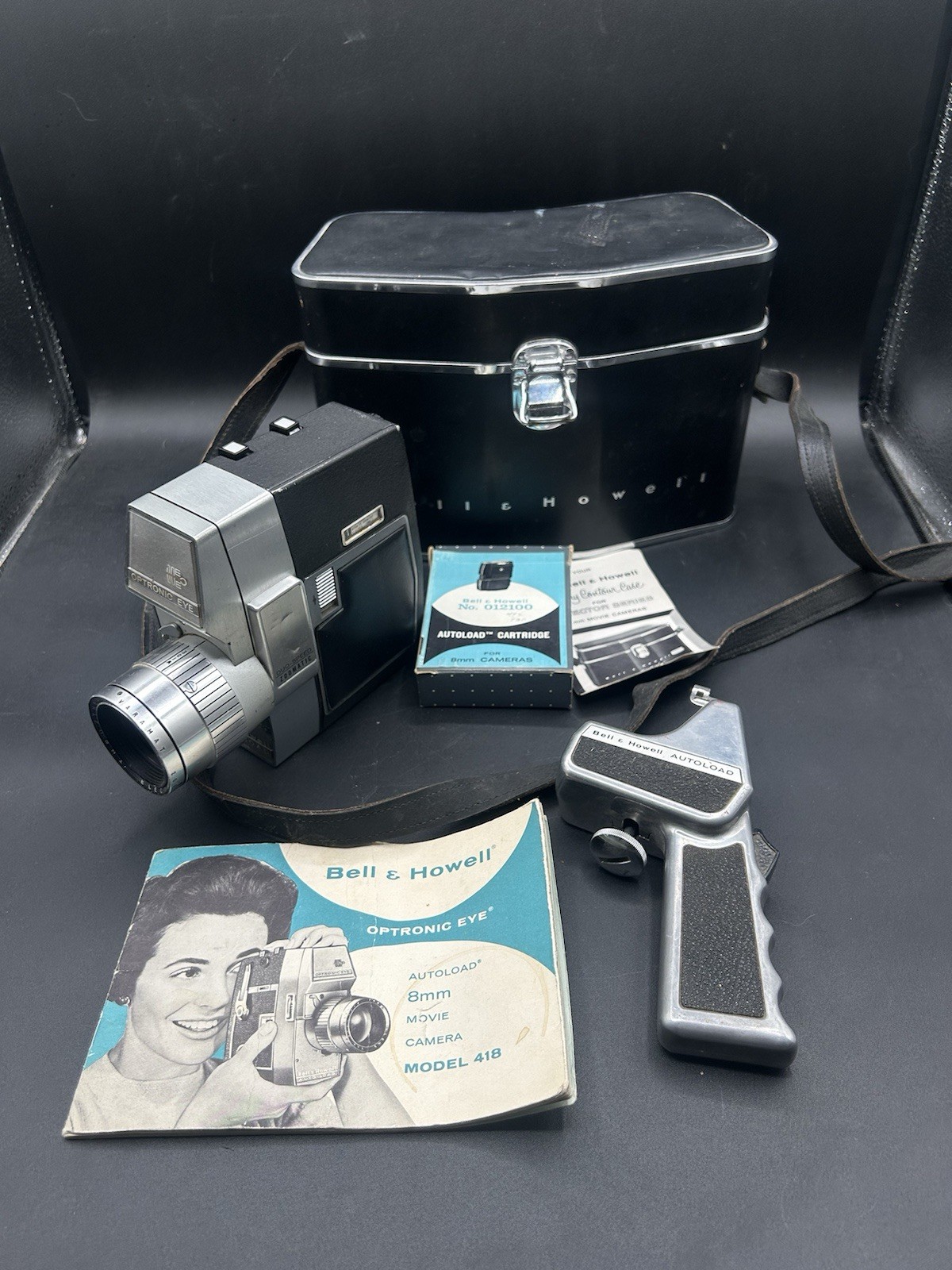 Bell & Howell Director Series Optronic Eye Model 418 8mm Movie Camera W/ Case