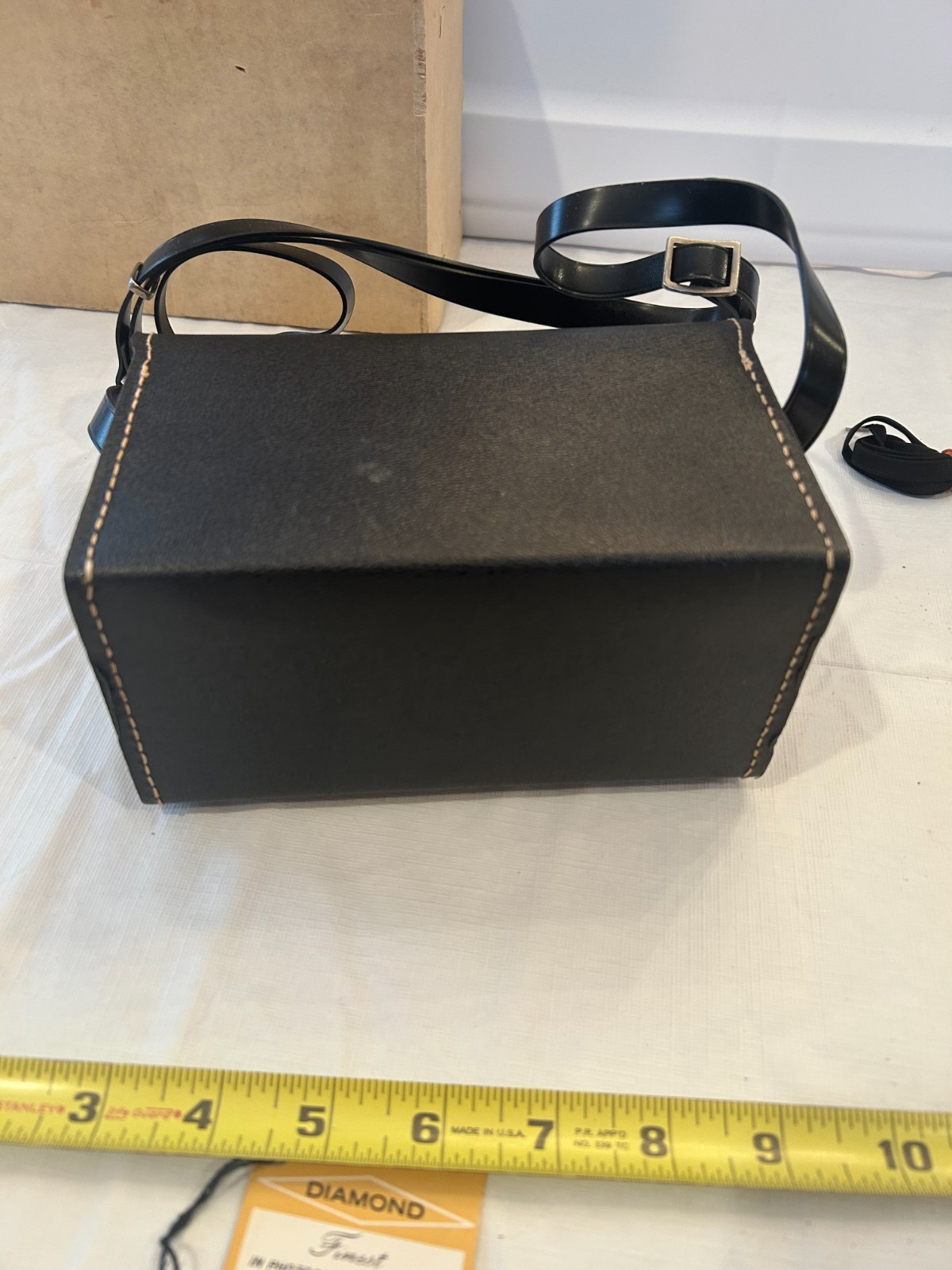 Vintage Kodak Instamatic 304 Camera, Instructions, & Carry Case- Untested