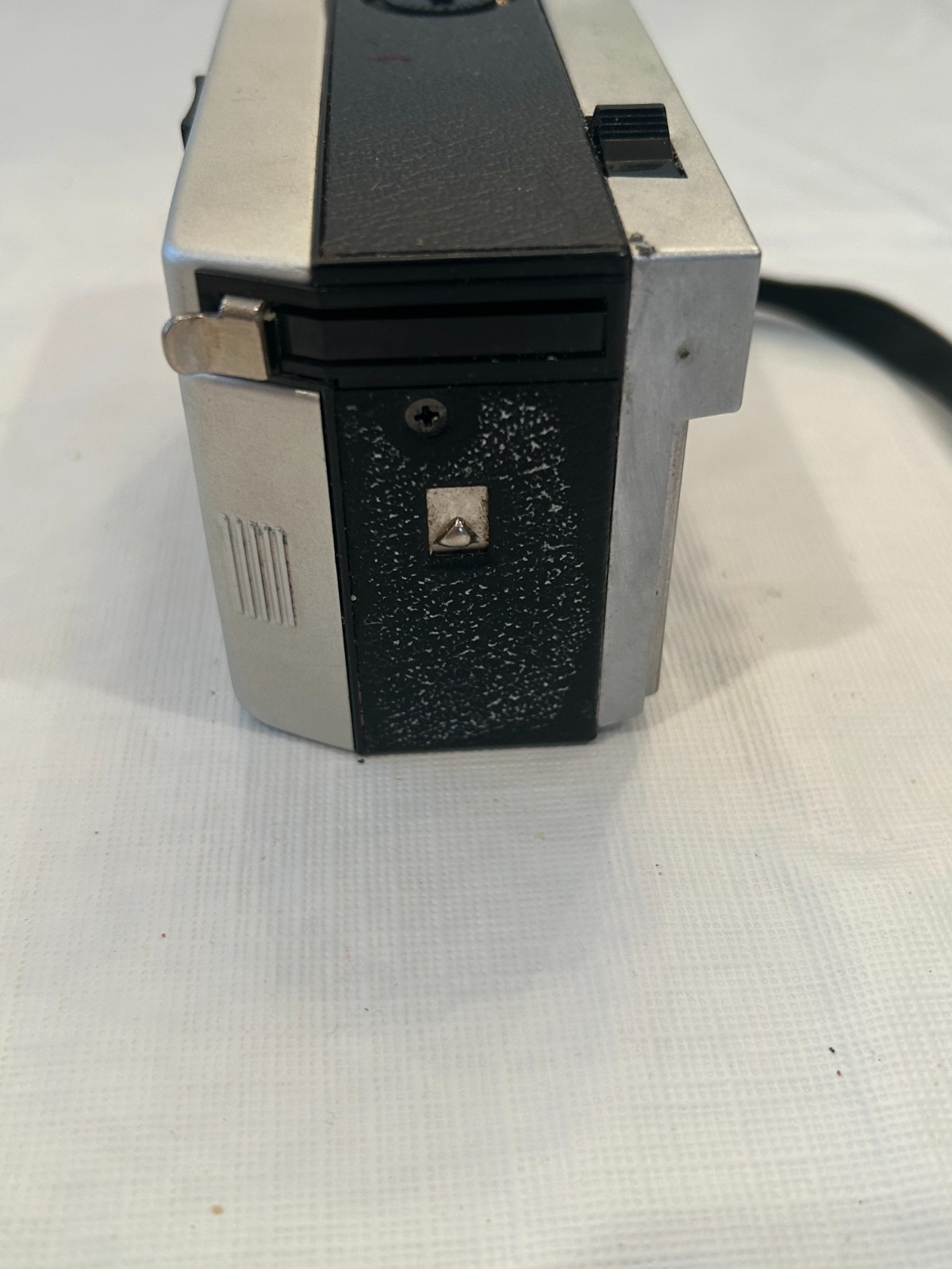 Vintage Kodak Instamatic 304 Camera, Instructions, & Carry Case- Untested