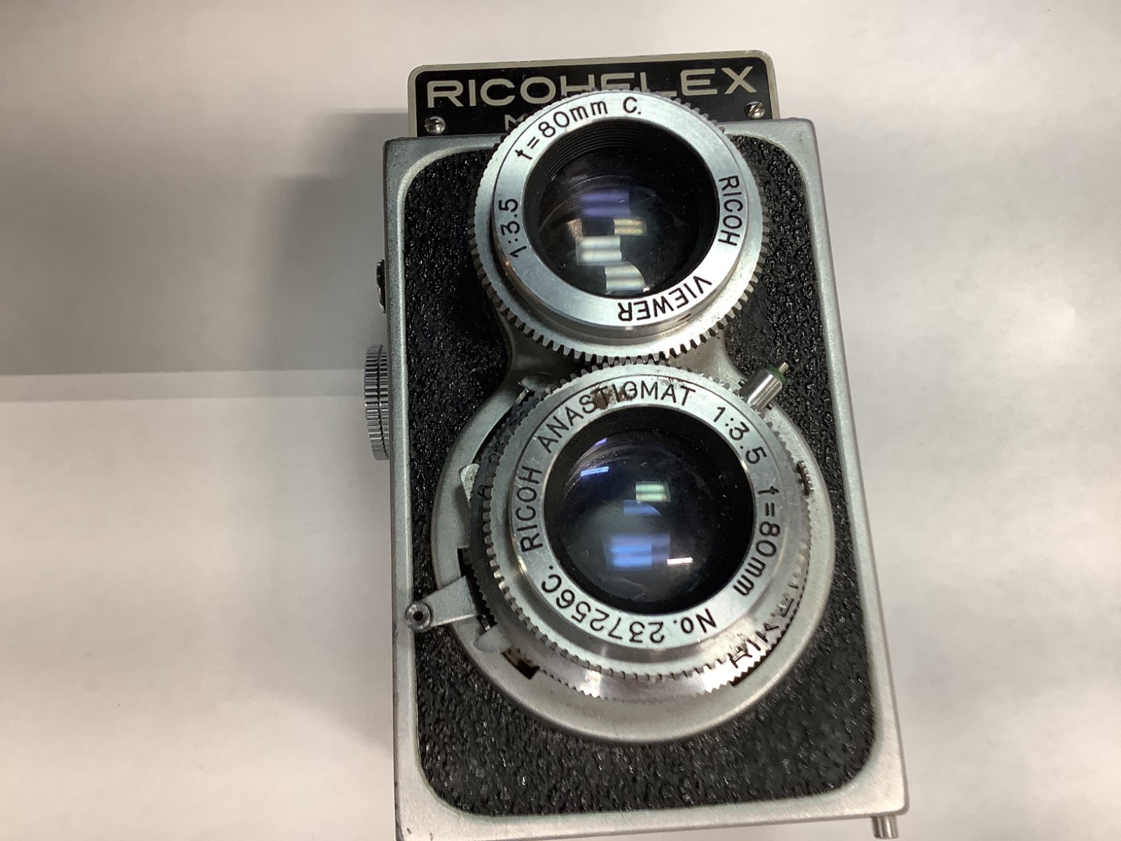 Ricohflex Model VII Twin Lens Reflex Medium Format 120 Film Camera – Untested
