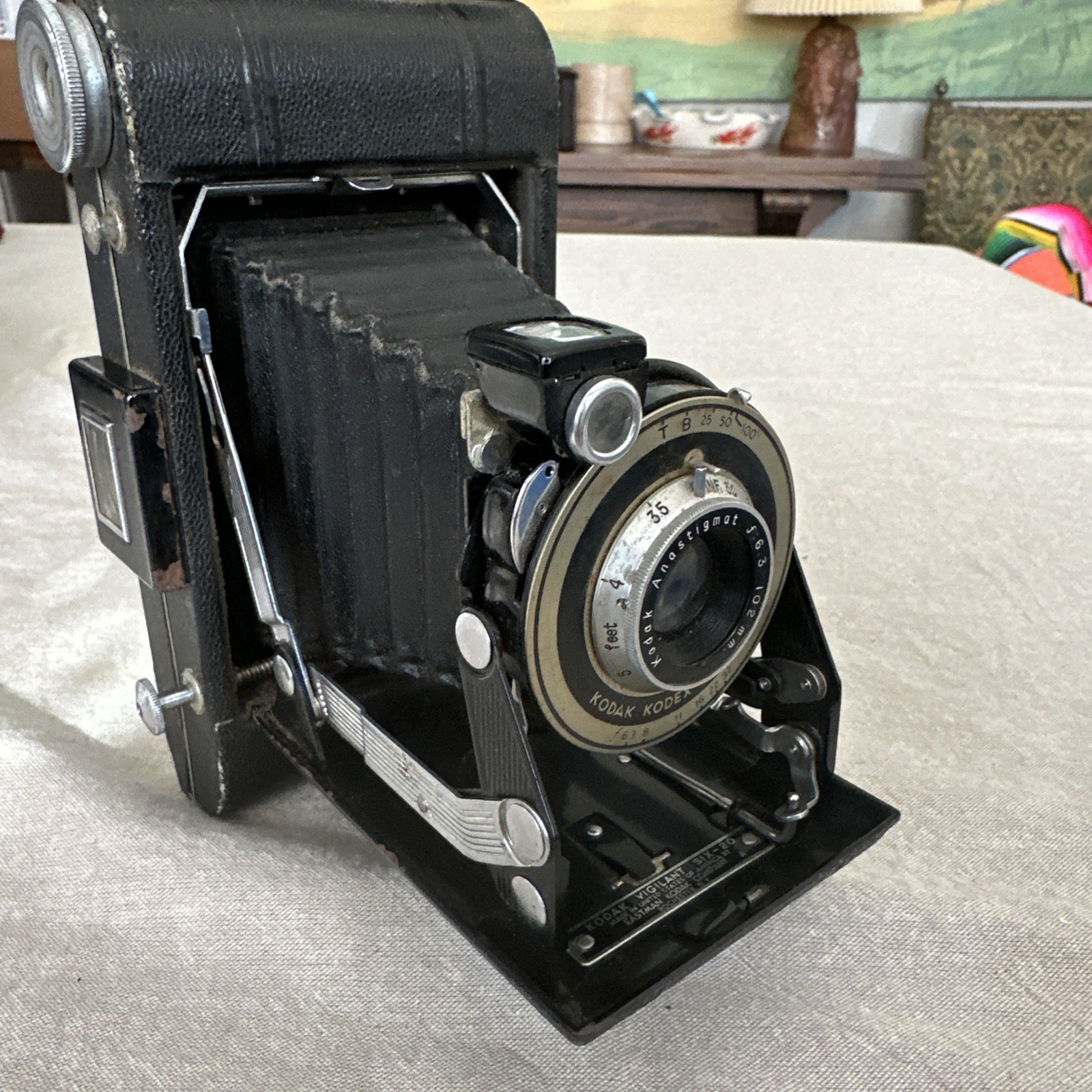 KODAK Vigilant Six-20 a Classic Folding Camera ﻿Anaston 105 mm F: 6.3 Lens Clear