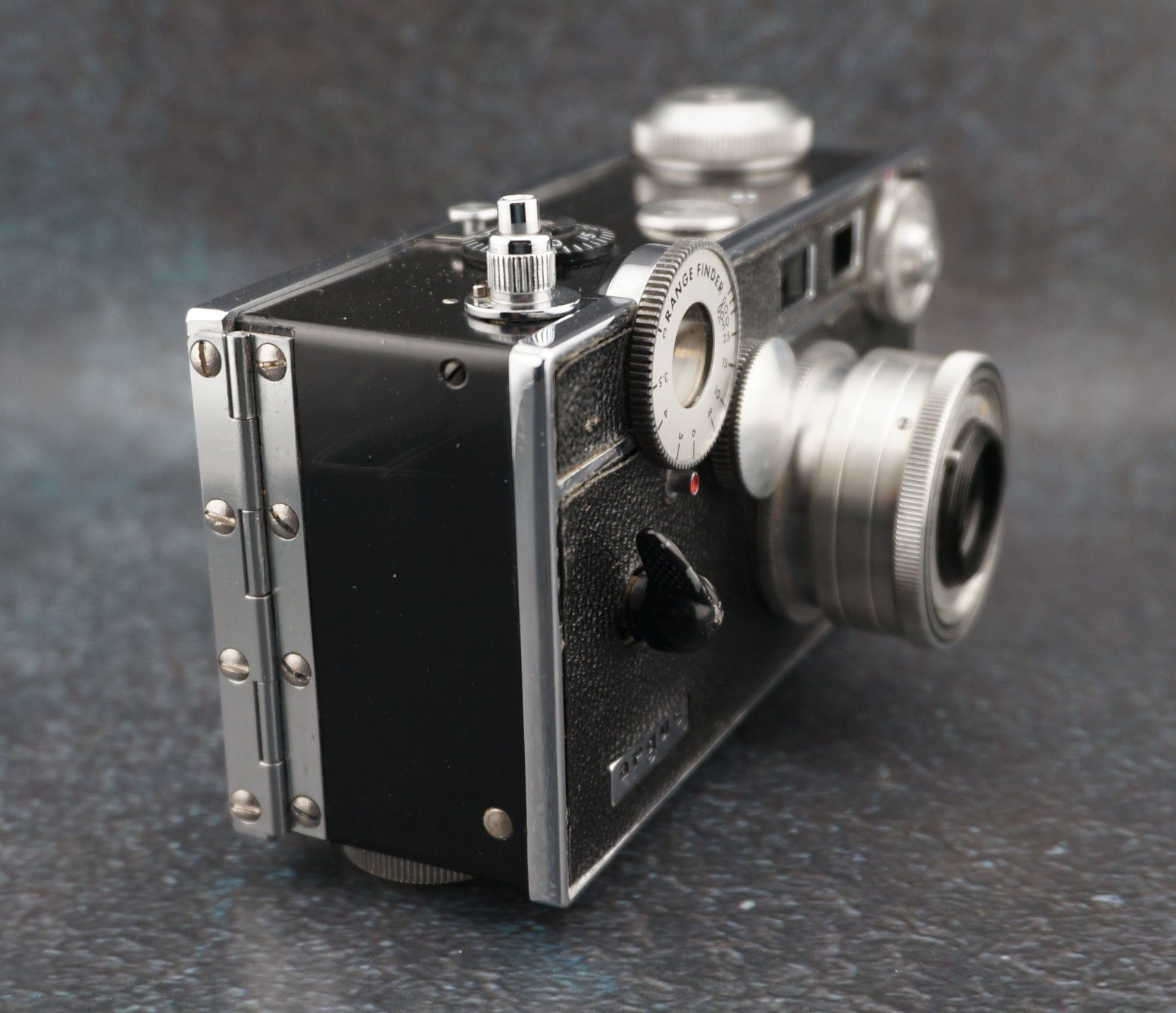 Tested Argus C-3 Brick Camera Kit w/ Soligor 135mm Lens, Bakelite Flashes & Case