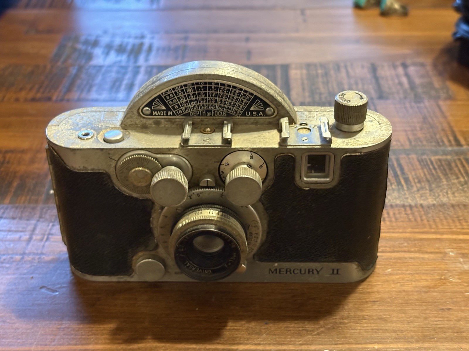 Universal Camera Corp., Mercury II-Model CX Vintage Camera 35mm 2.7