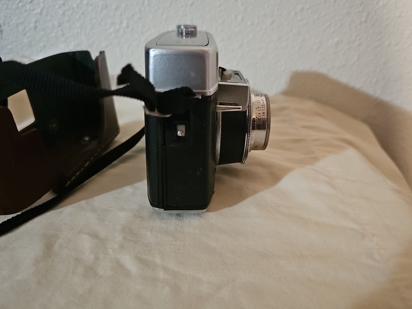 Vintage Kodak Automatic 35F Camera Ektanar 44mm f/2.8 Lens – Untested w/case