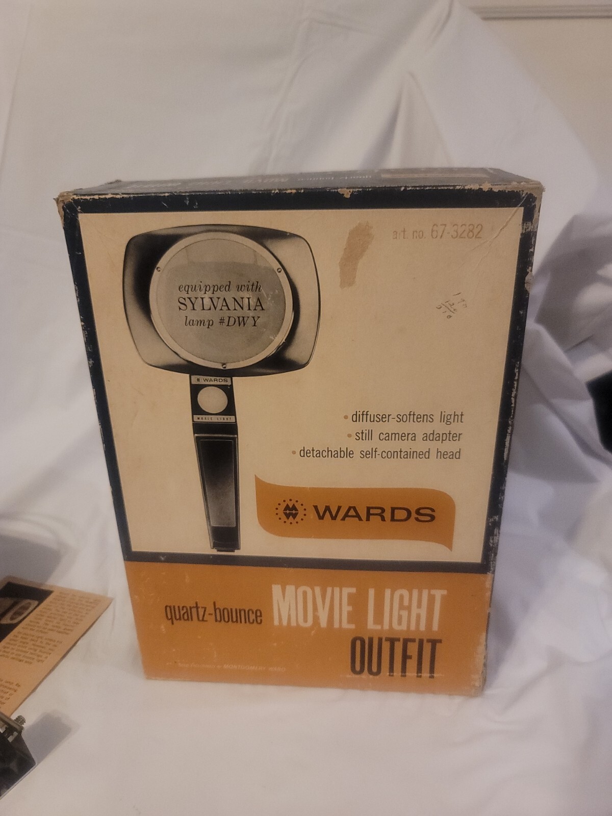 Vintage Montgomery Wards Movie Light outfit 67-3282