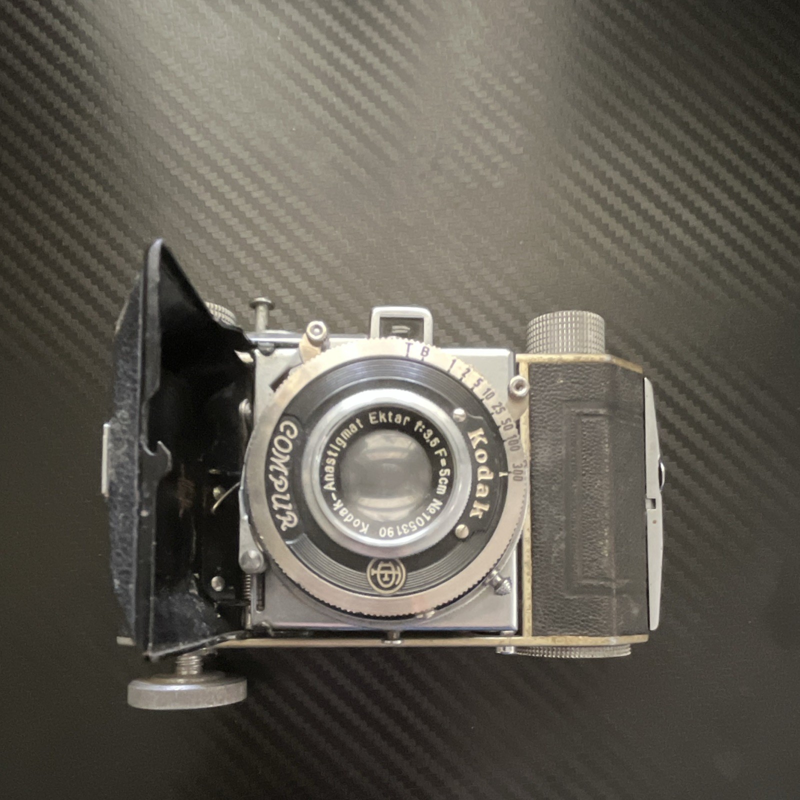 Kodak Bantam Folding Camera 6×9 Black w/ Kodak Anastigmat Ektar Lens