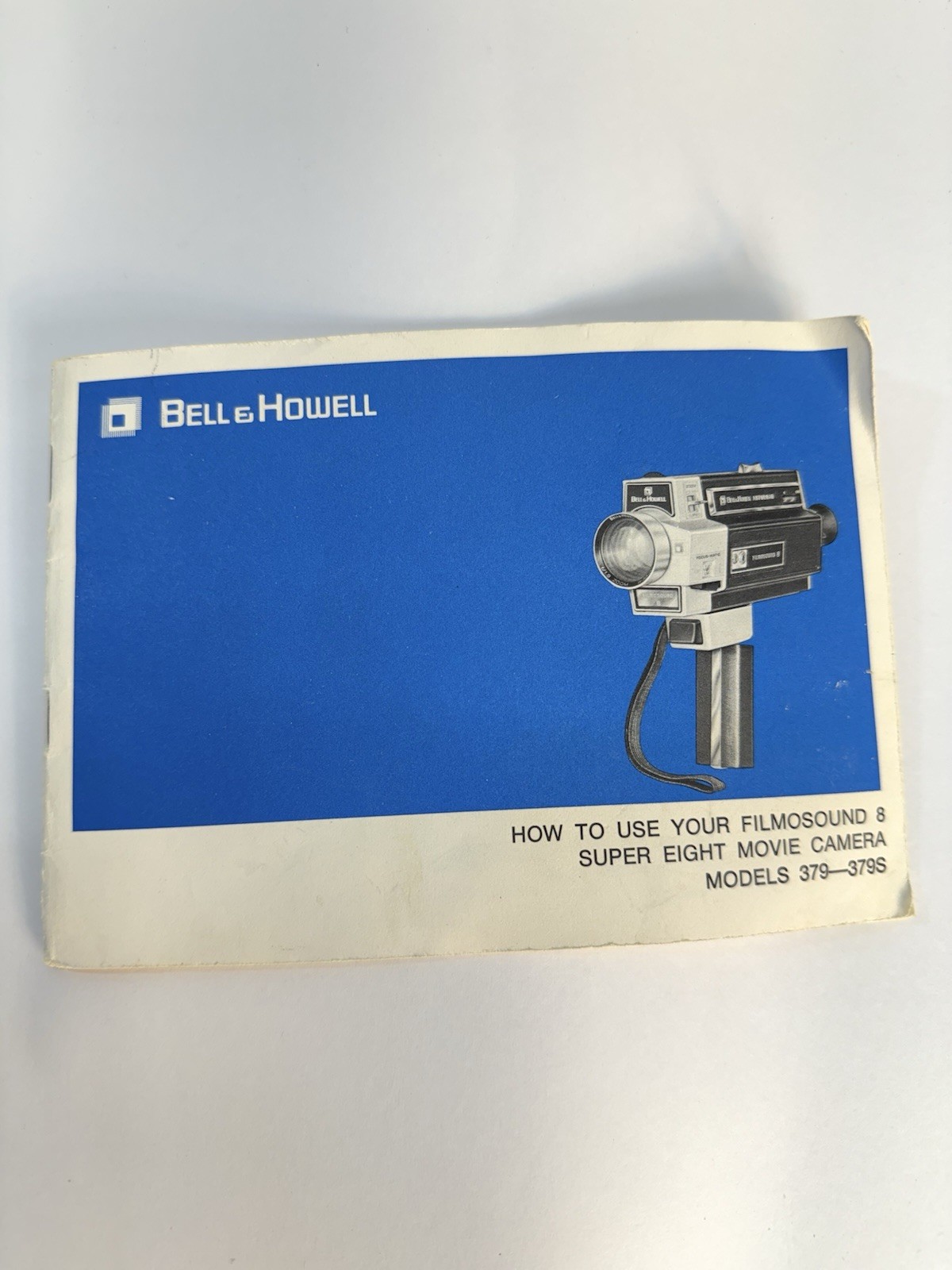 Vintage Bell & Howell Super 8 1201 Auto Load Focus-Matic Camera w/Case Untested