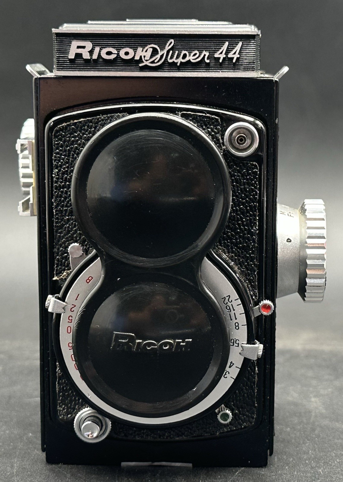 Vintage Ricoh Super 44 TLR Film Camera 4×4 Japan Riken