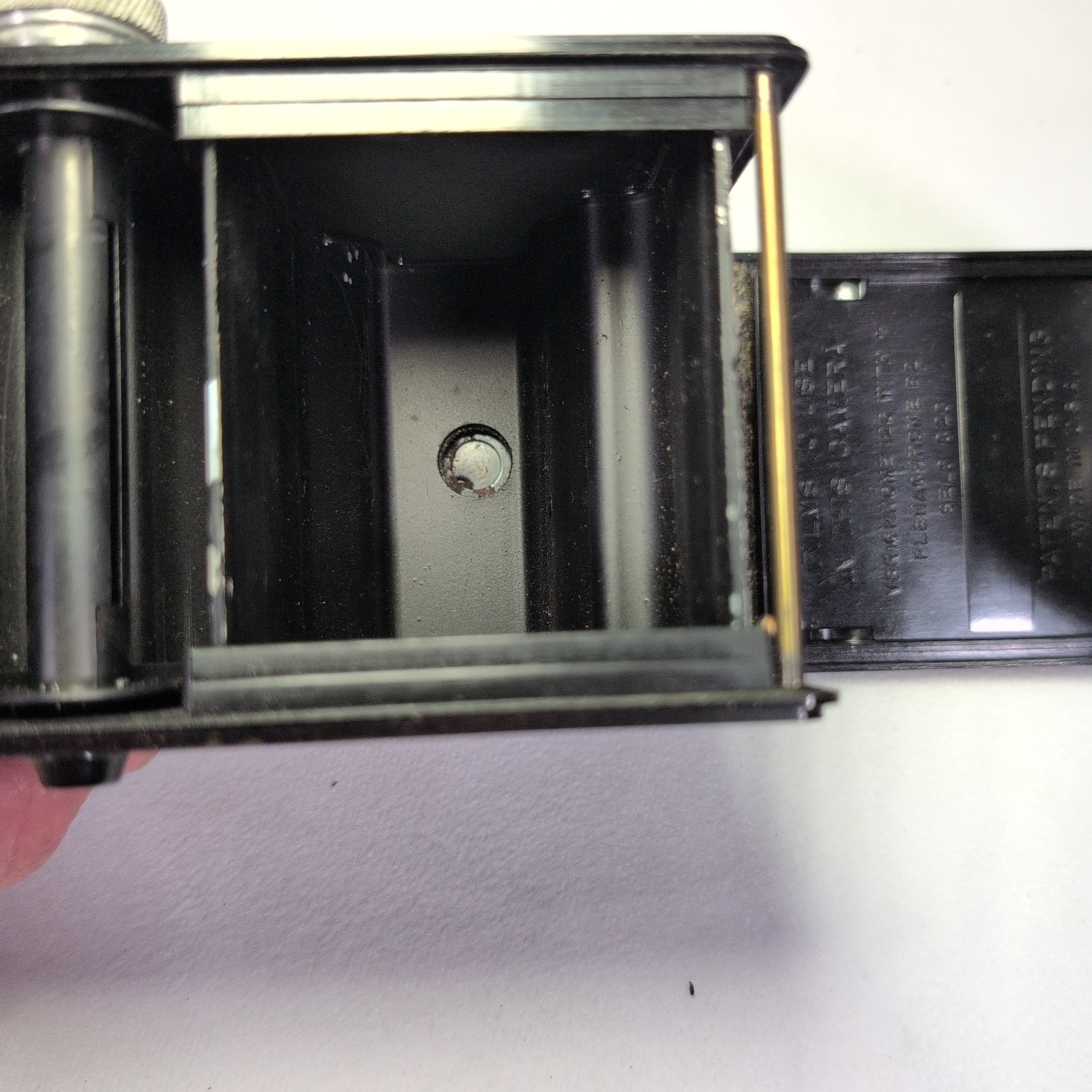 Vintage Spartus Full-Vue Box Camera 120 Film Top View Chicago Made In The USA