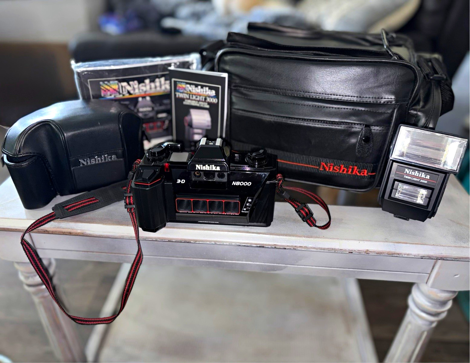 Vintage Nishika N8000 3D Quadra Lens 35mm Film Camera Bundle w Twin Light 3000