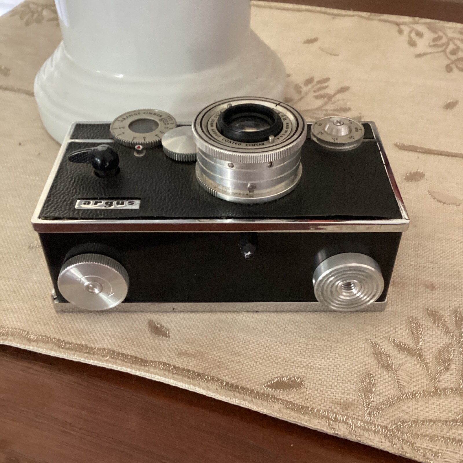 Argus C-3 “The Brick” 35mm Rangefinder Vintage Black Film Camera Untested w/Case
