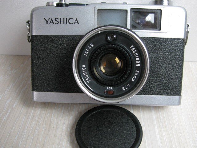Yashica 35-ME Range Finder Yashinon 38 mm 1:2.8 Lens Tested #0329