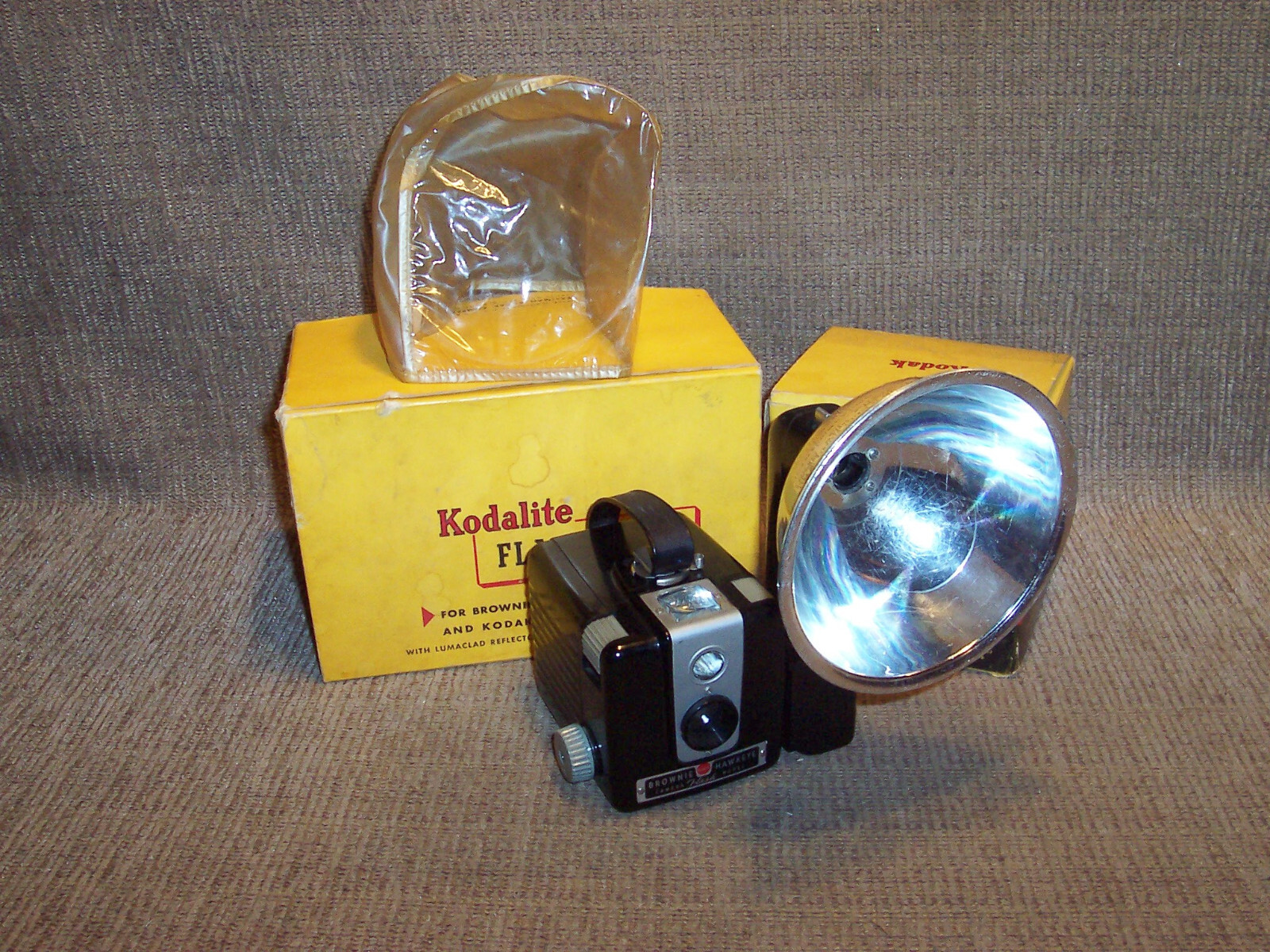 Vintage Kodak Brownie Hawkeye Film Camera w Flash & Original Boxes