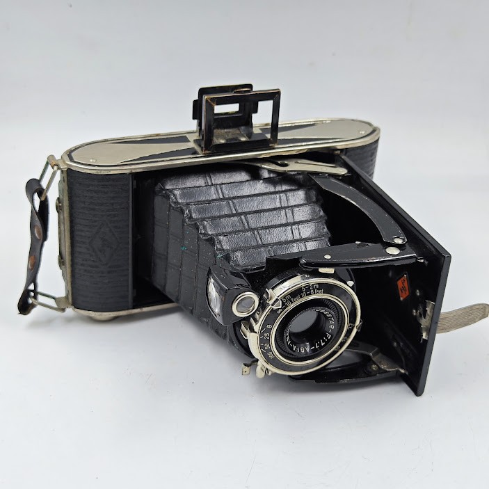 Agfa Billy-Record Vintage Camera – Untested, Signs of Use