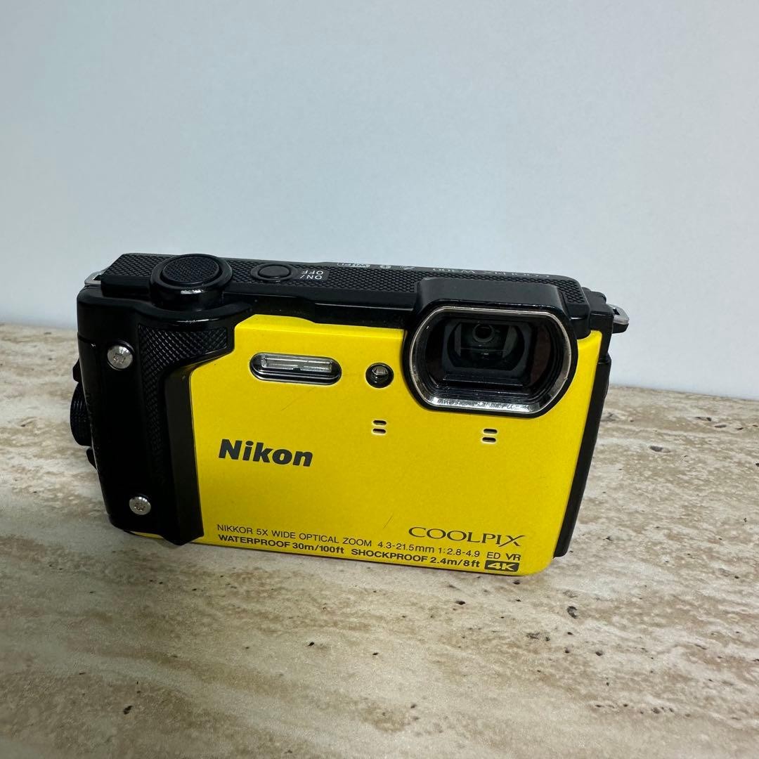 Nikon COOLPIX W300 Waterproof 5x Zoom Digital Camera Yellow JP