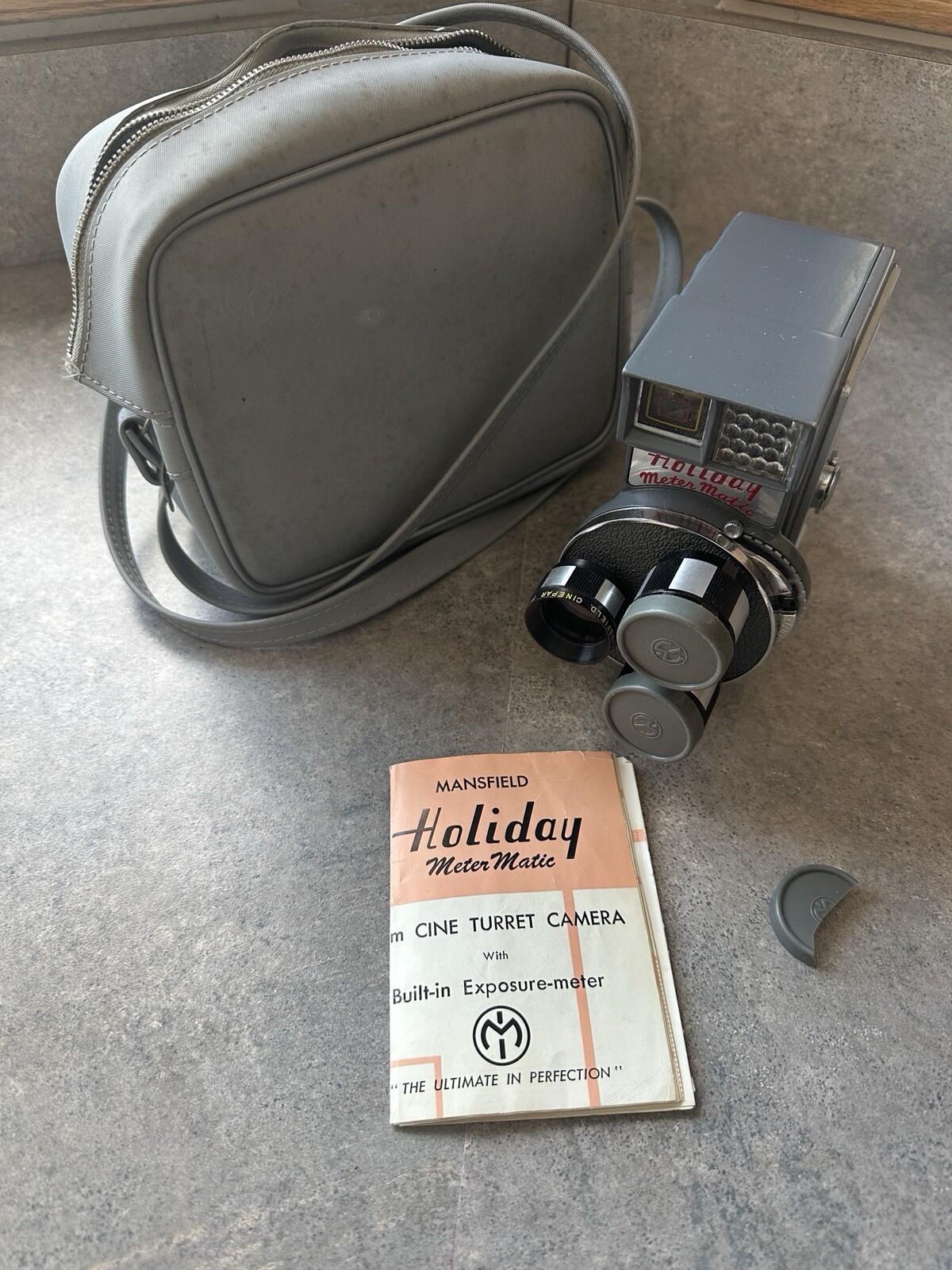 Vintage MANSFIELD HOLIDAY Meter Matic 8mm Movie Camera Untested w Carry Bag