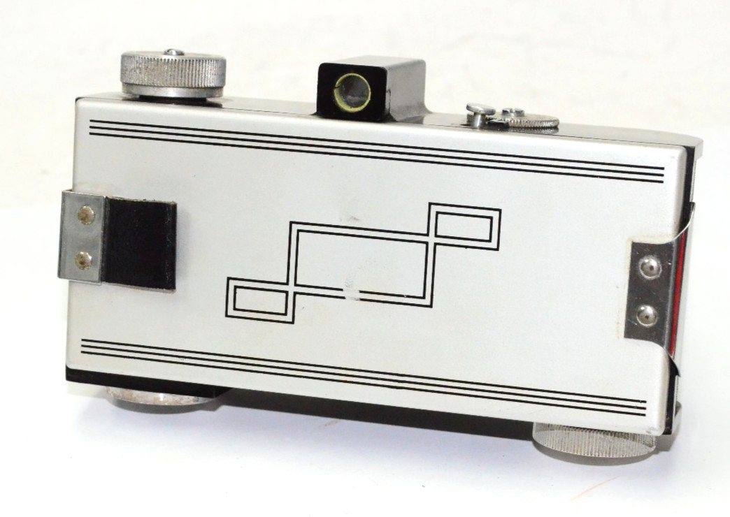 Argus Model A 35mm Art Deco Camera – Shutter Fires – SN:187199