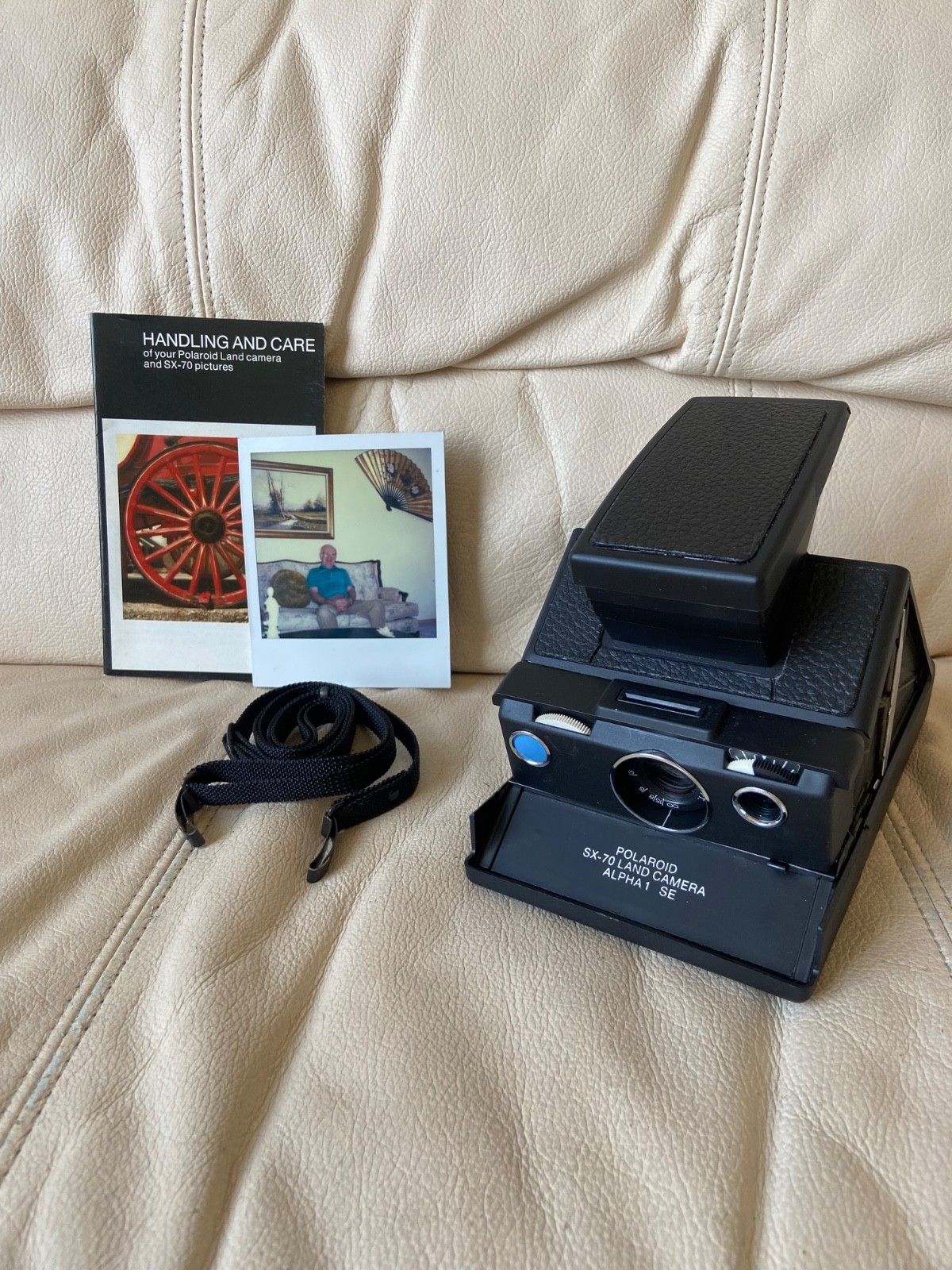 Polaroid sx-70 Black Alpha 1 SE instant camera-film&flash tested-Ships Same Day