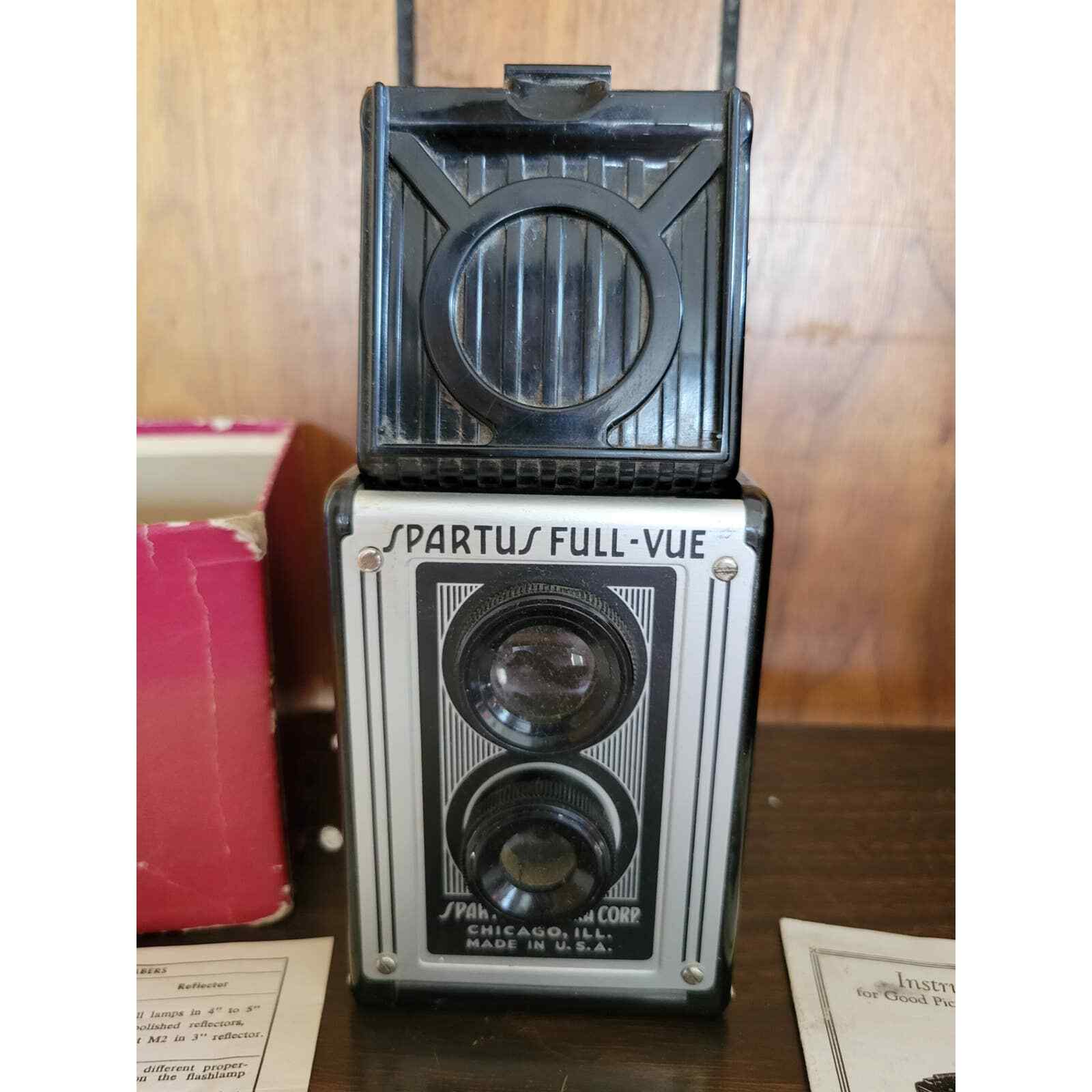 Vintage Spartus Full-Vue Camera BC-101 w/Manual – untested