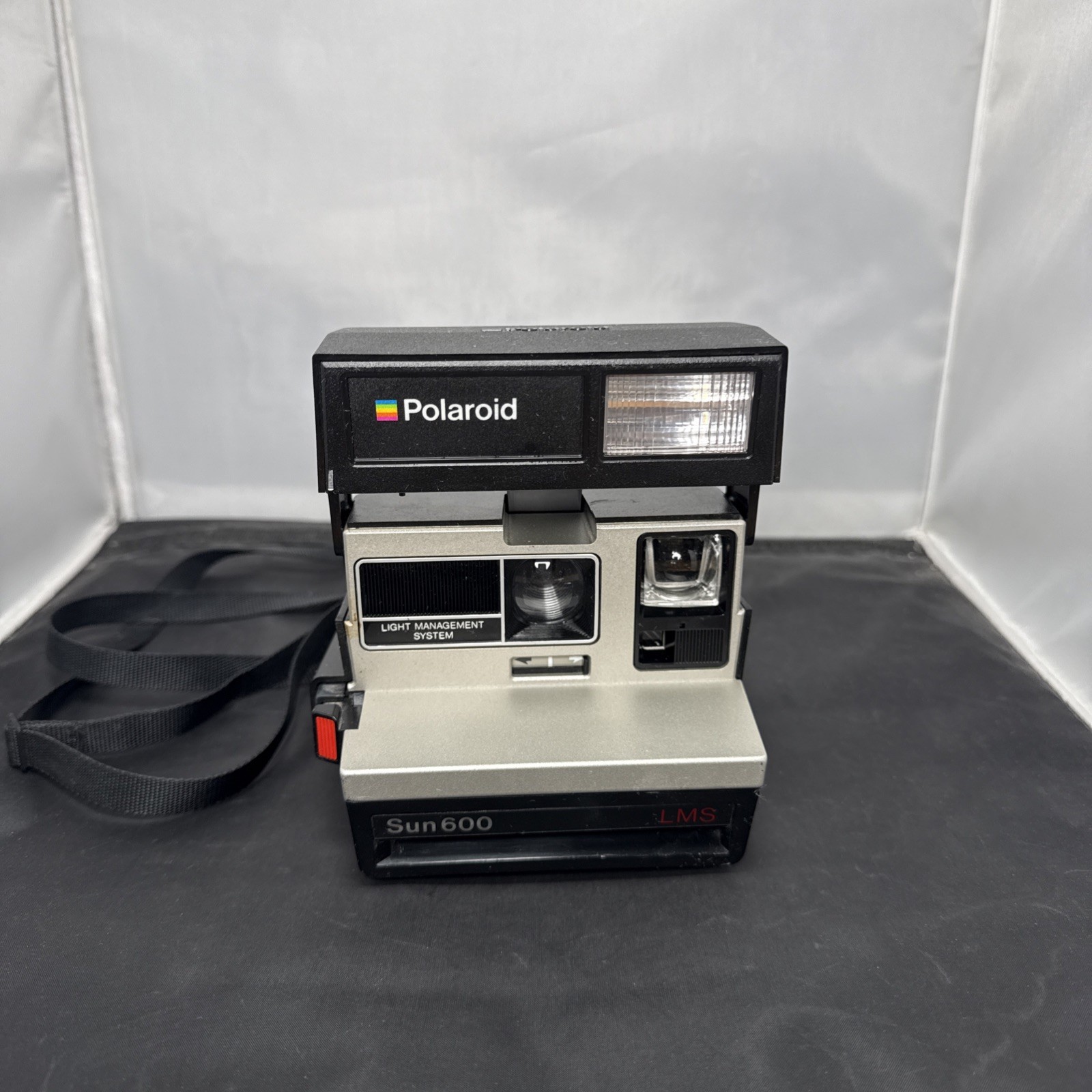 Vintage Polaroid Sun 600 LMS Instant Film Land Camera w/ Strap