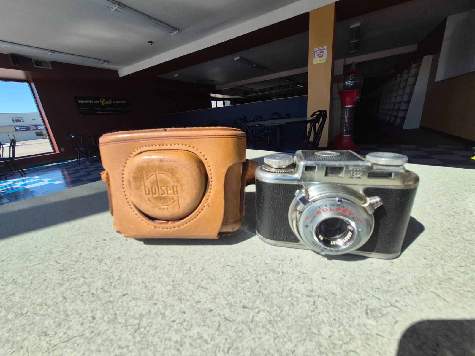 Vintage Bolsey Model B2 35mm Rangefinder Camera w/ Case Synchromatic Untested
