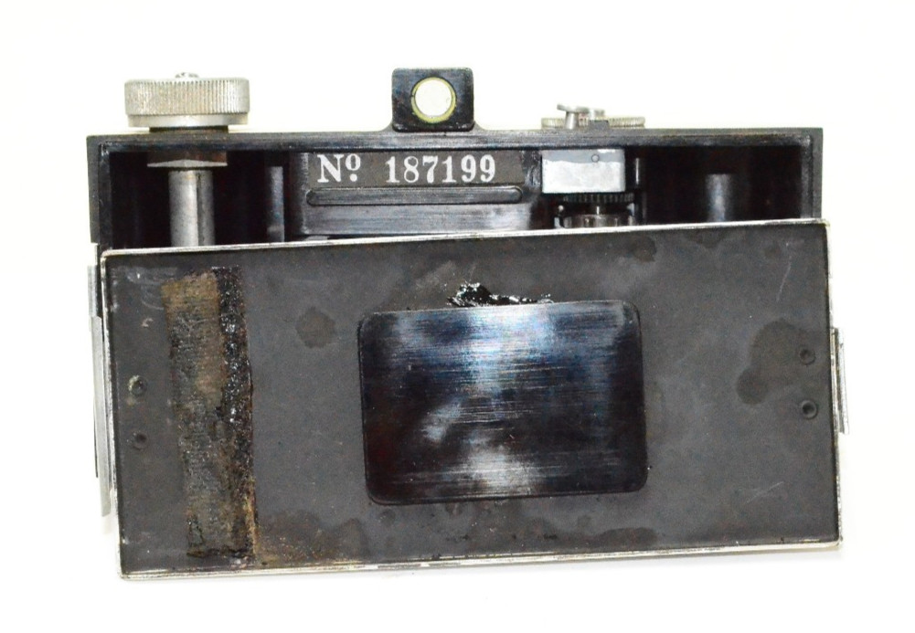 Argus Model A 35mm Art Deco Camera – Shutter Fires – SN:187199