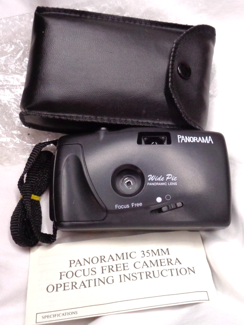 PANORAMIC 35mm Focus Free Camera w/ Case & Operating Instructions ~ NEW!