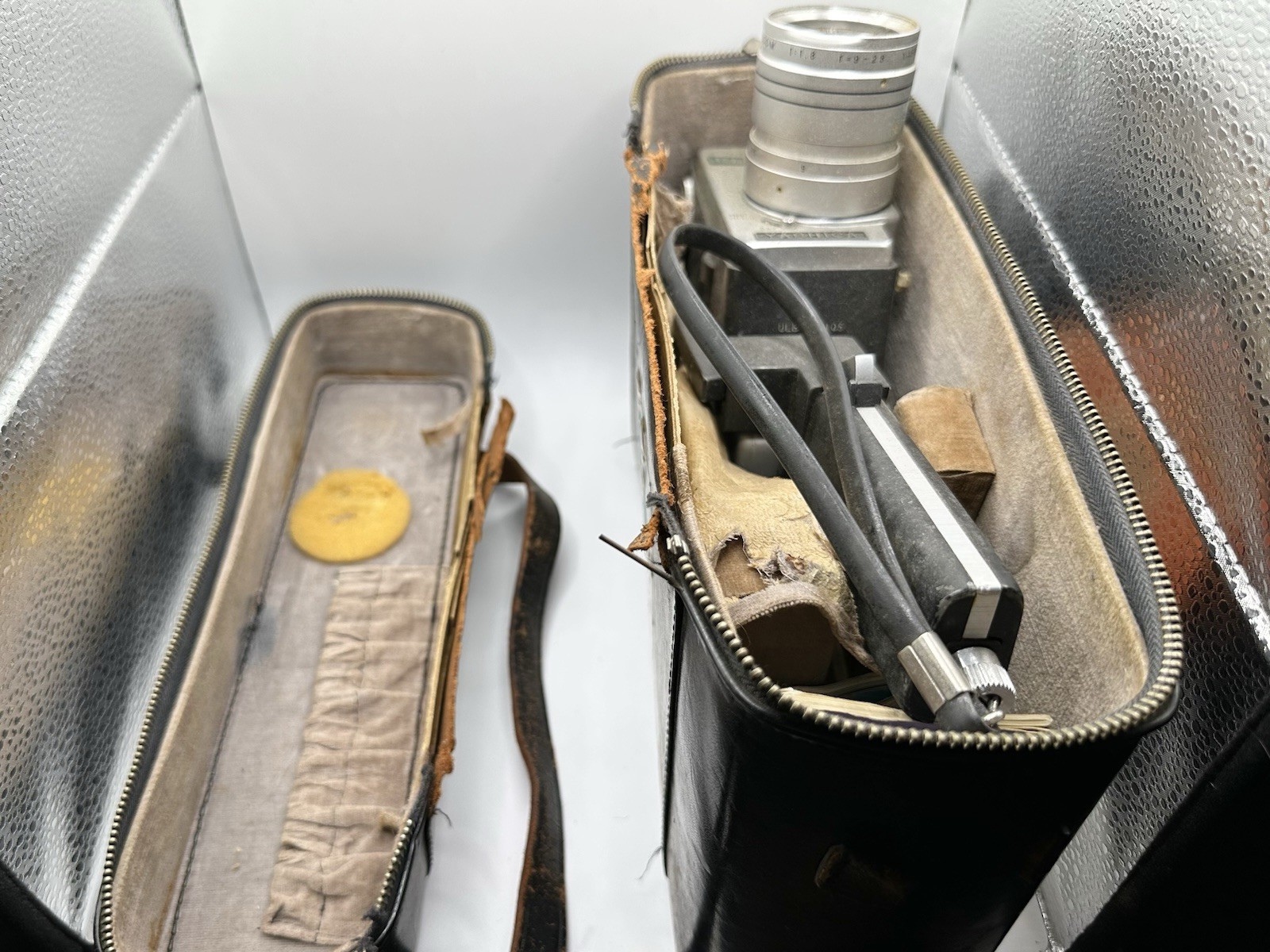 Vintage Yashica 8-UMatic 8mm Movie Camera w/ Case & Rare Bermuda Travel Decals