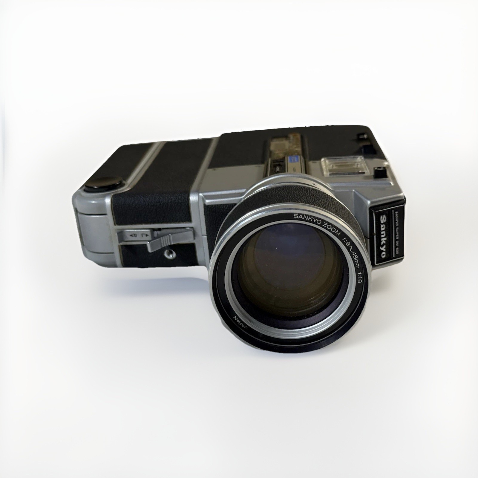Sankyo Super CM 600 Zoom Reflex Super 8 Movie Camera Untested For Parts/Repair