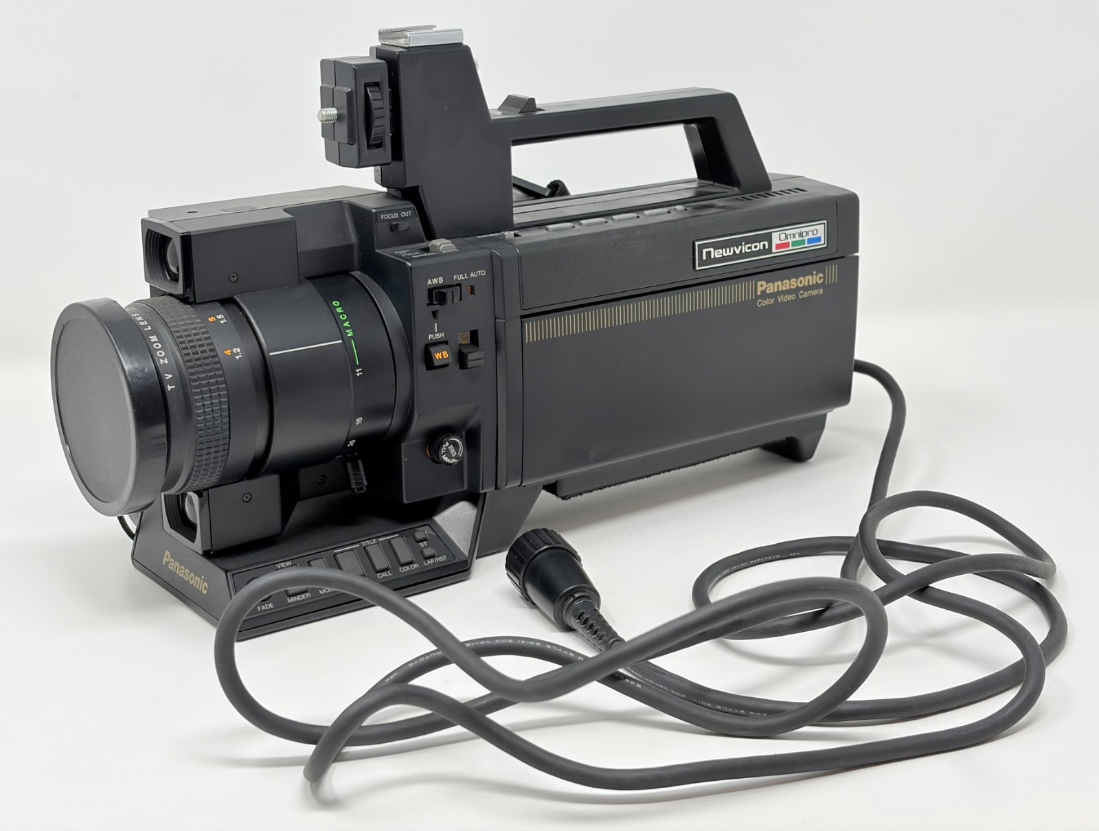 Panasonic PK-958 Newvicon Omnipro Color Video Camera AutoFocus X8 Zoom w/Cord