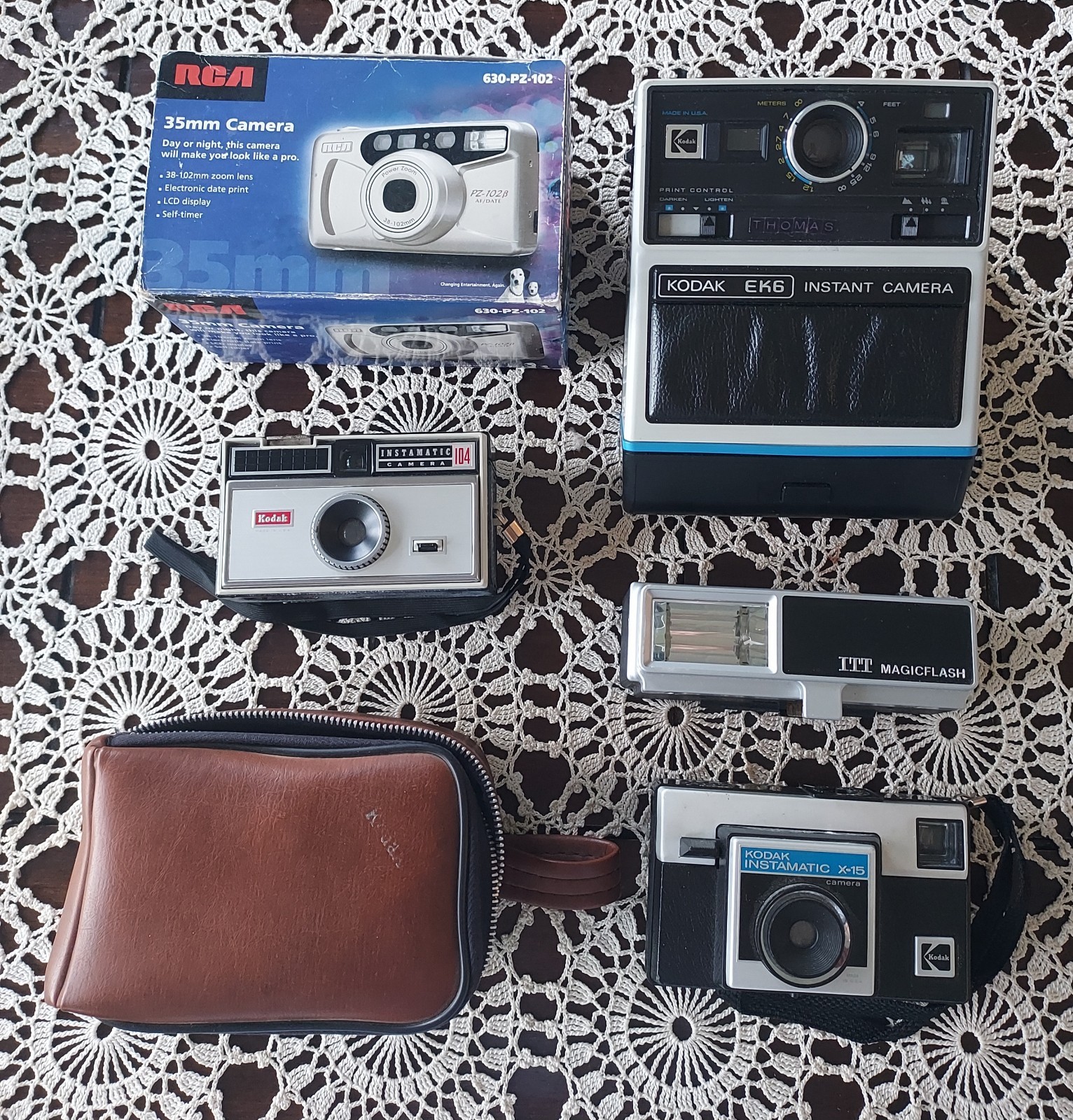 Vtg Lot Cameras Kodak EK6 Instant Instamatic X-15 104 ITT Magicflash RCA 35mm