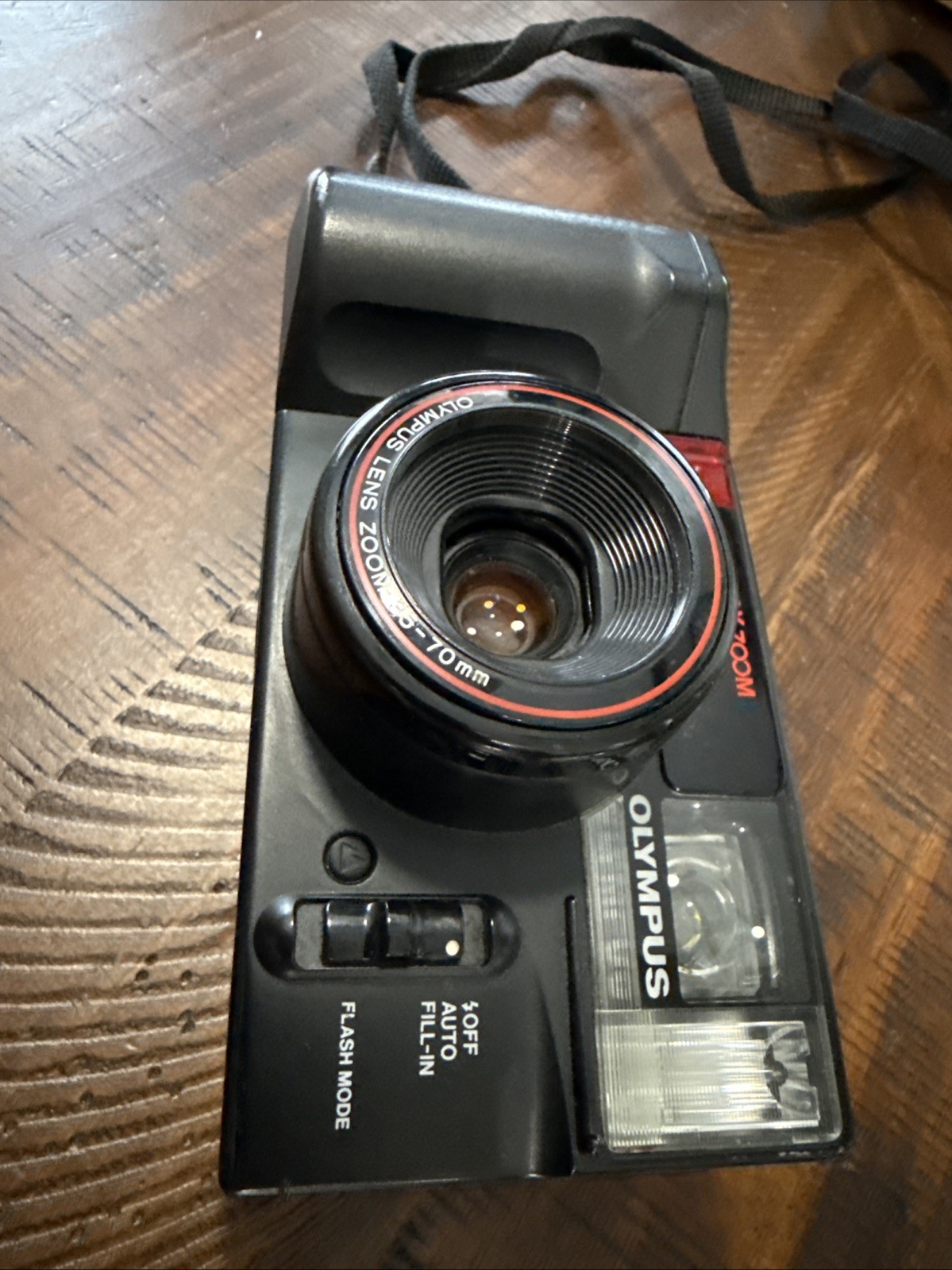 OLYMPUS QUICK SHOOTER ZOOM Point & Shoot 35mm Film Camera