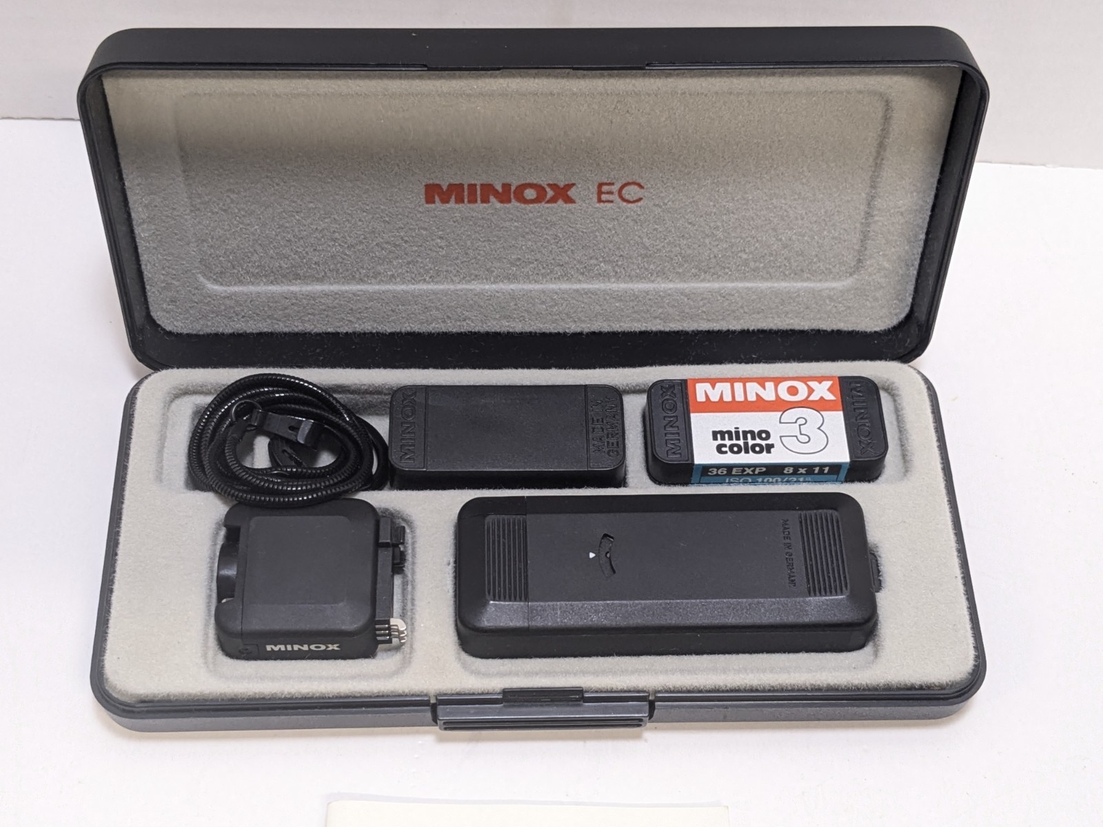 Vintage MINOX EC Subminiature Spy Camera Set W/Flash Holder Made West Germany
