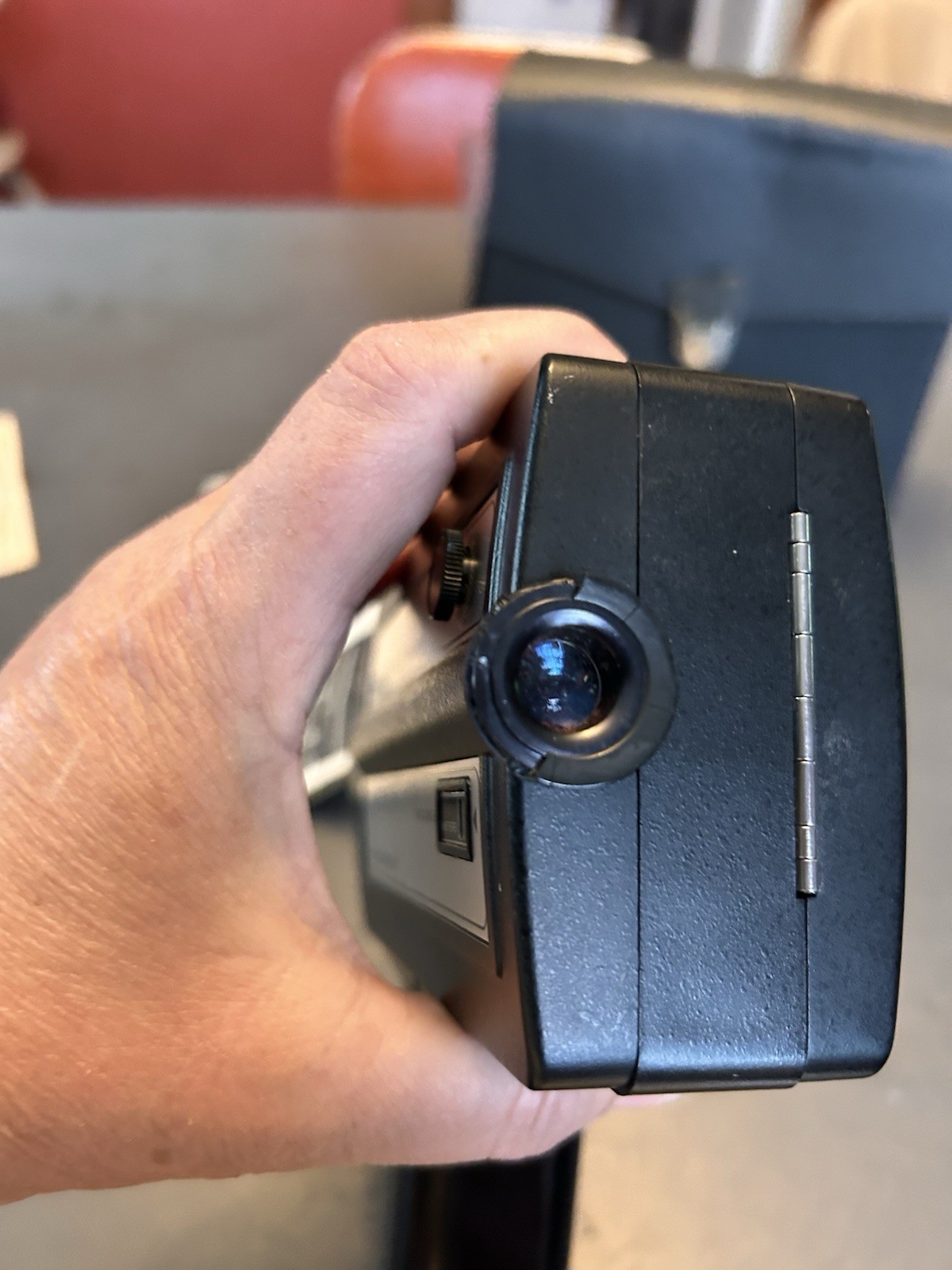 Chinon 722P XL Power Zoom Super 8 Movie Camera w/ Case Untested
